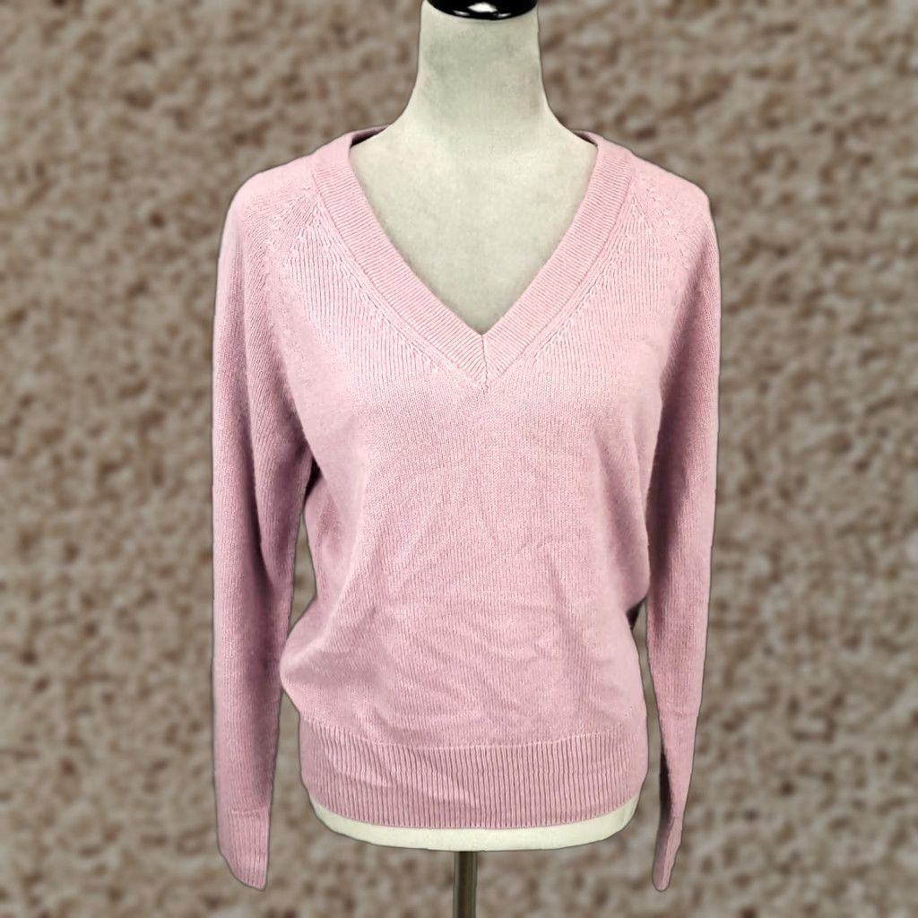 Vintage Womens Sweater Size Small Pink Long Sleeve V Neck Pullover Acrylic Solid Size S / US 4 / IT 40 - 1 Thumbnail