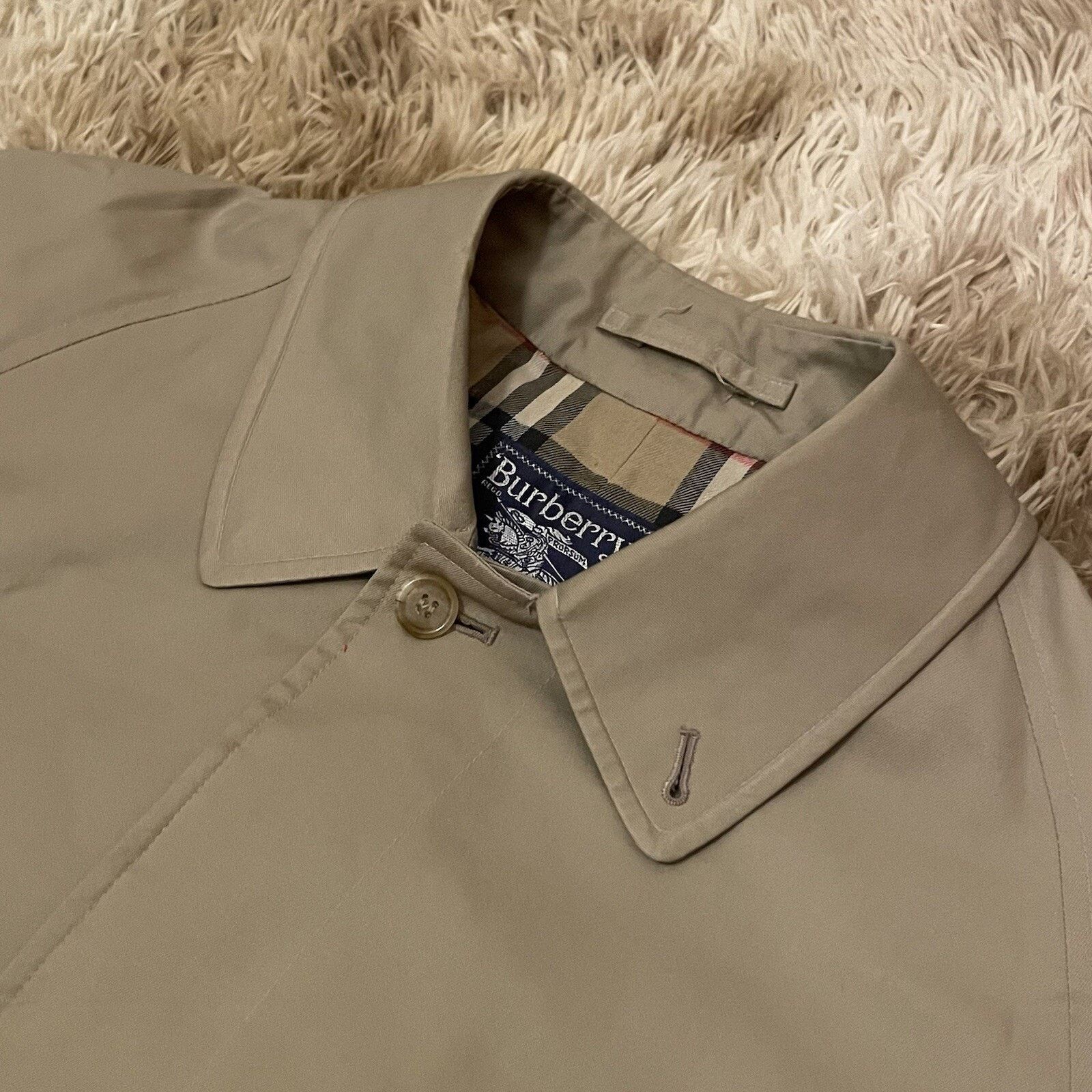 Burberry Vintage Burberry's men's Trench Coat Nova Check england M L Size US M / EU 48-50 / 2 - 9 Thumbnail