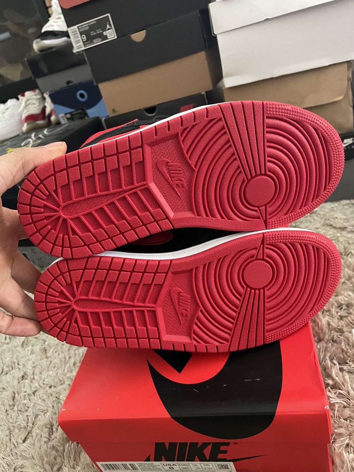 Jordan Brand Jordan 1 Bred Satin Size US 6 / IT 36 - 7 Thumbnail