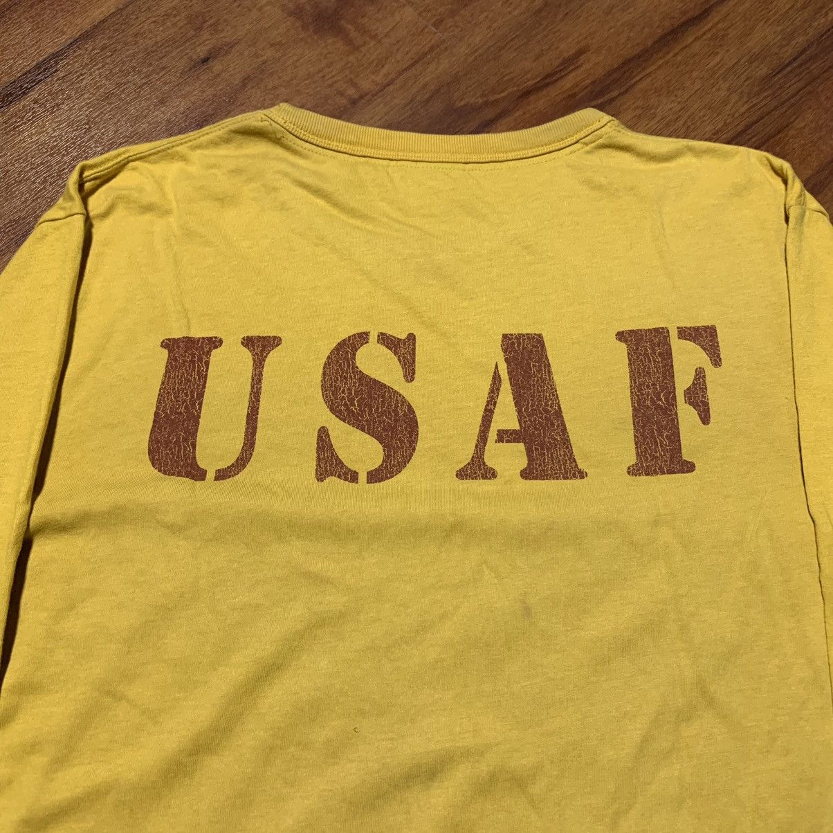 Avirex 90s avirex usaf flying tigers singel stich tee 🙌🏼 Size US M / EU 48-50 / 2 - 4 Thumbnail