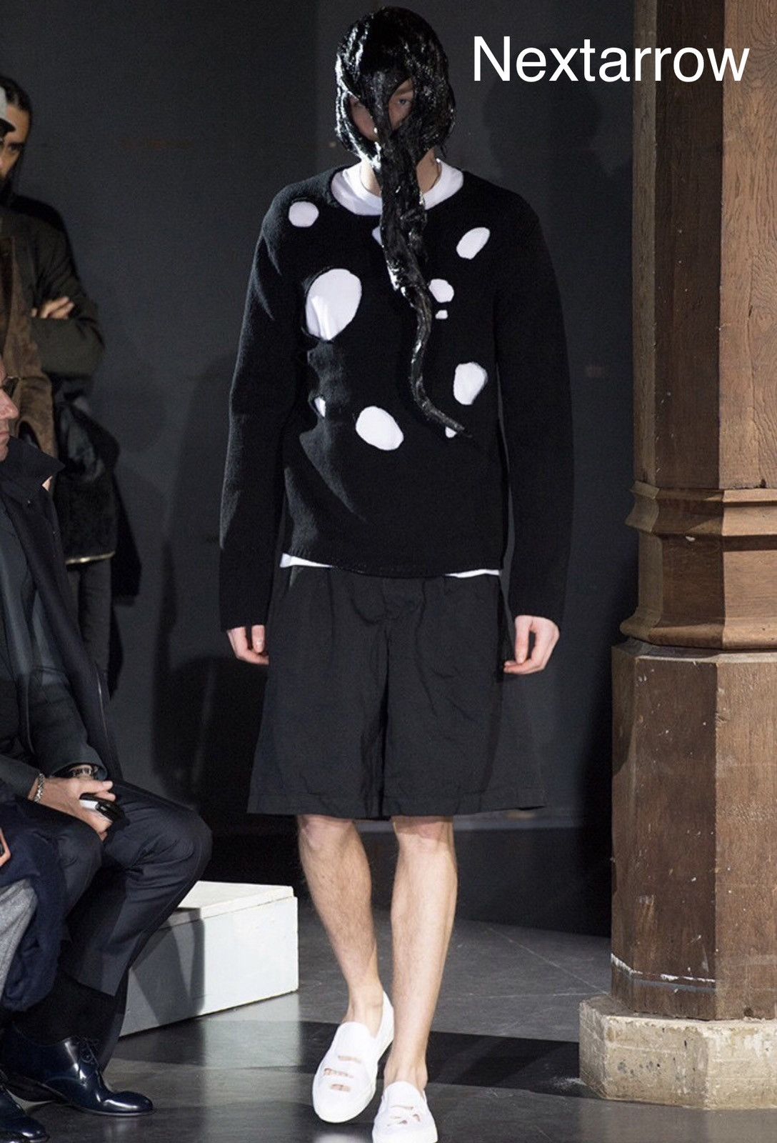 Comme des Garcons Black ripped sweater 2412-Nextarrow Size US S / EU 44-46 / 1 - 2 Thumbnail
