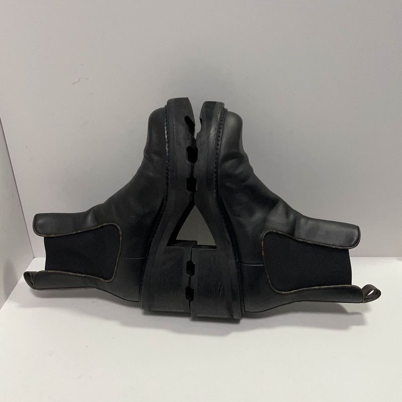 Louis Vuitton Louis Vuitton Black Chelsea Boots - Size US 8.5 / EU 41-42 - 5 Thumbnail