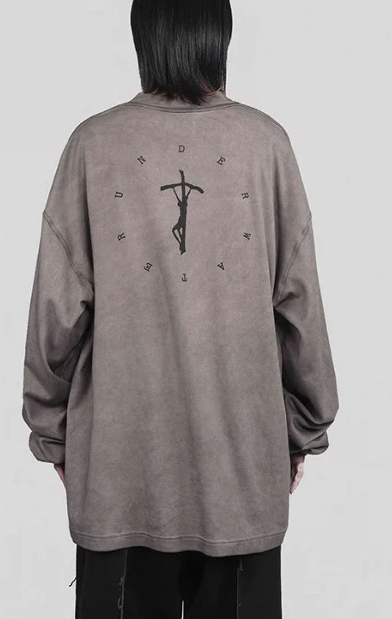 Other $110 Underwater Crucifix Cross Dyed Gray Crewneck T-Shirt Size US M / EU 48-50 / 2 - 1 Thumbnail