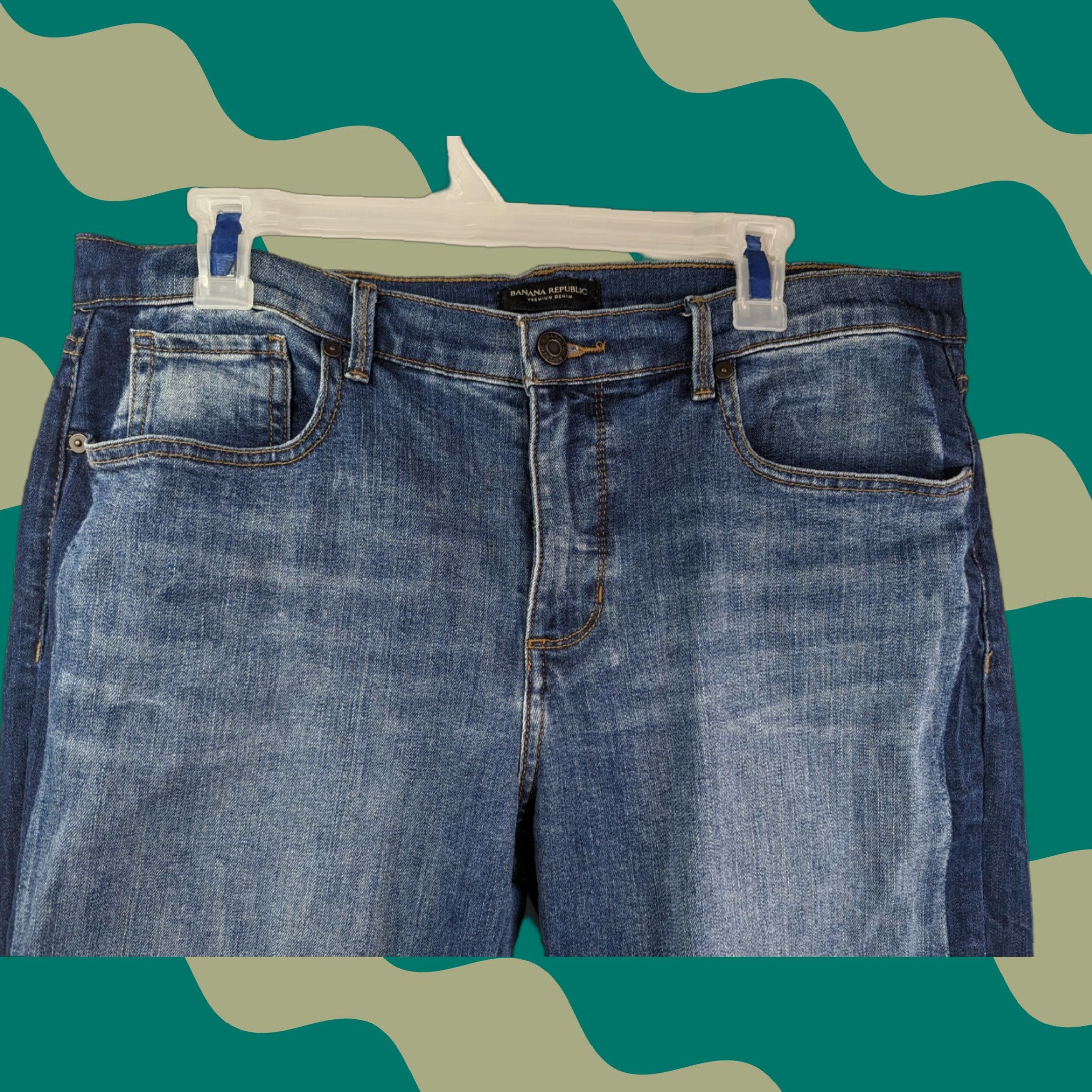 Banana Republic Banana Republic Premium Denim Side Stripe Girlfriend Blue Jeans Women’s 32 Size 24" / US 00 / IT 34 - 1 Thumbnail