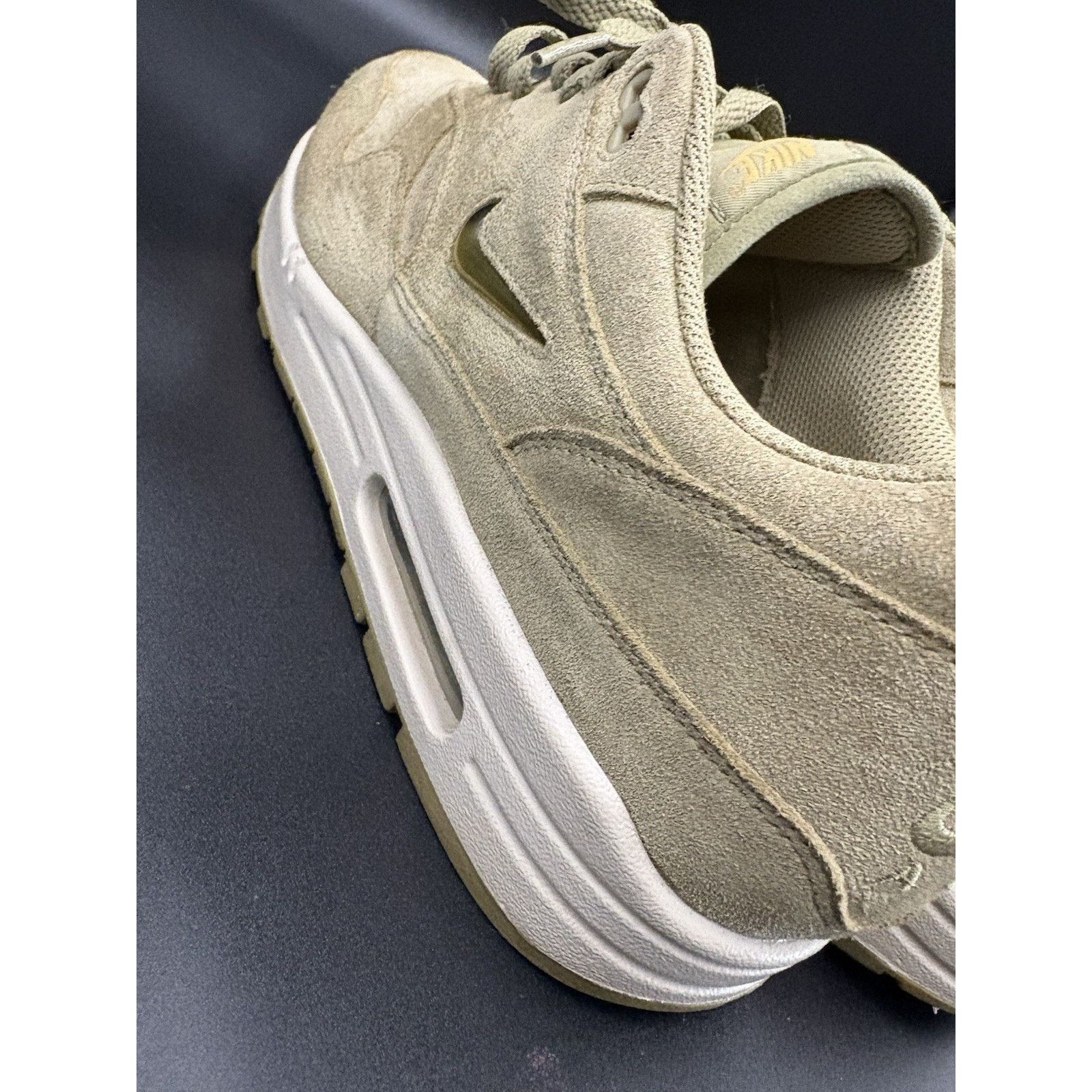 Nike Nike Air Max 1 Jewel Men's Size 11 Neutral Olive Suede918354 Size US 10 / EU 43 - 5 Thumbnail
