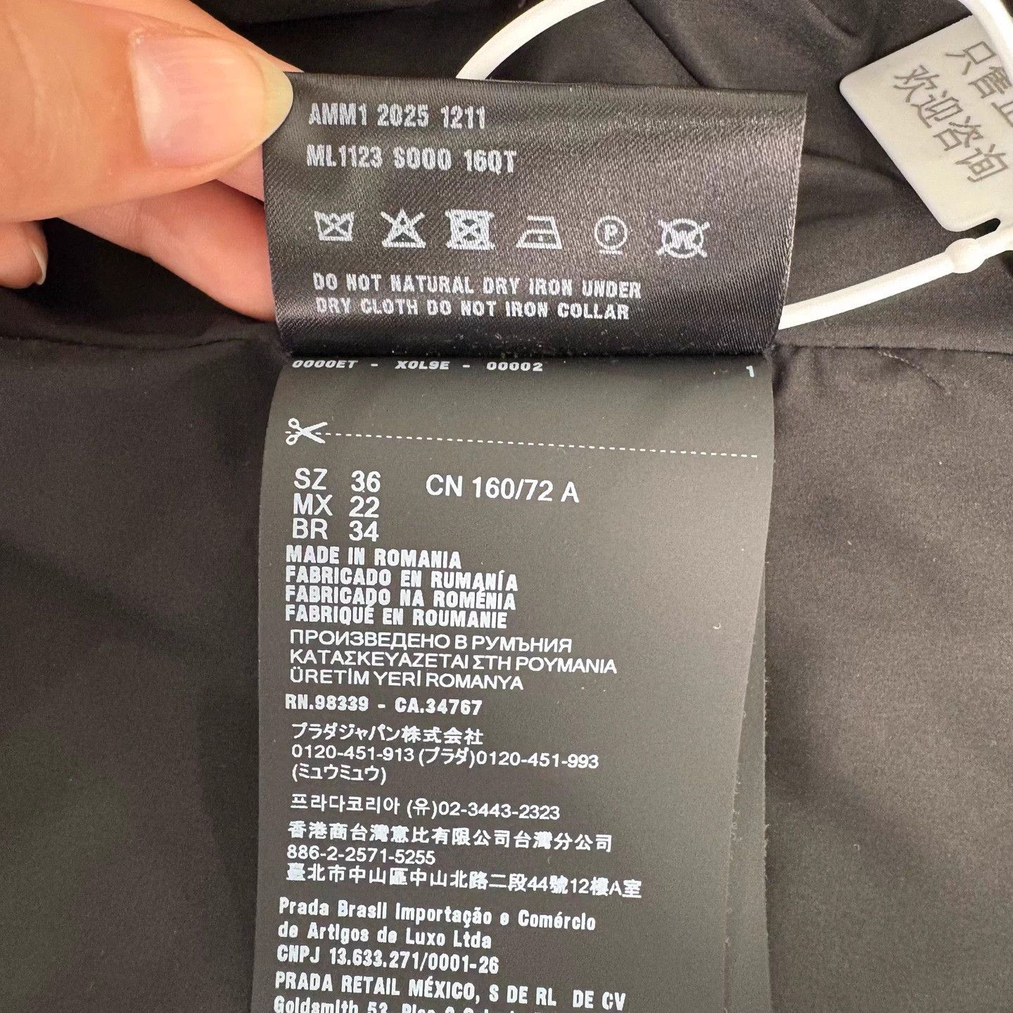 Miu Miu MIU MIU Gray Embroidered Logo Fleece Collar Zip Jkt Size XS / US 0-2 / IT 36-38 - 5 Thumbnail