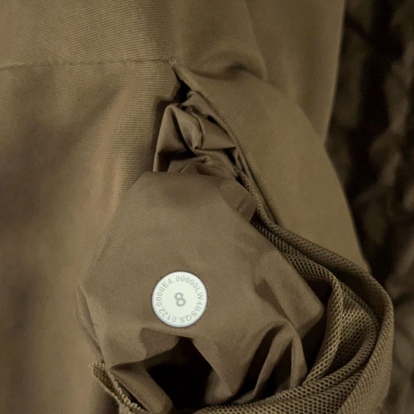 Lululemon Lululemon Bomber Jacket Womens 8 Brown Khaki Non Stop Reversible Quilted Cotton Blend Zip Pockets Size M / US 6-8 / IT 42-44 - 4 Thumbnail