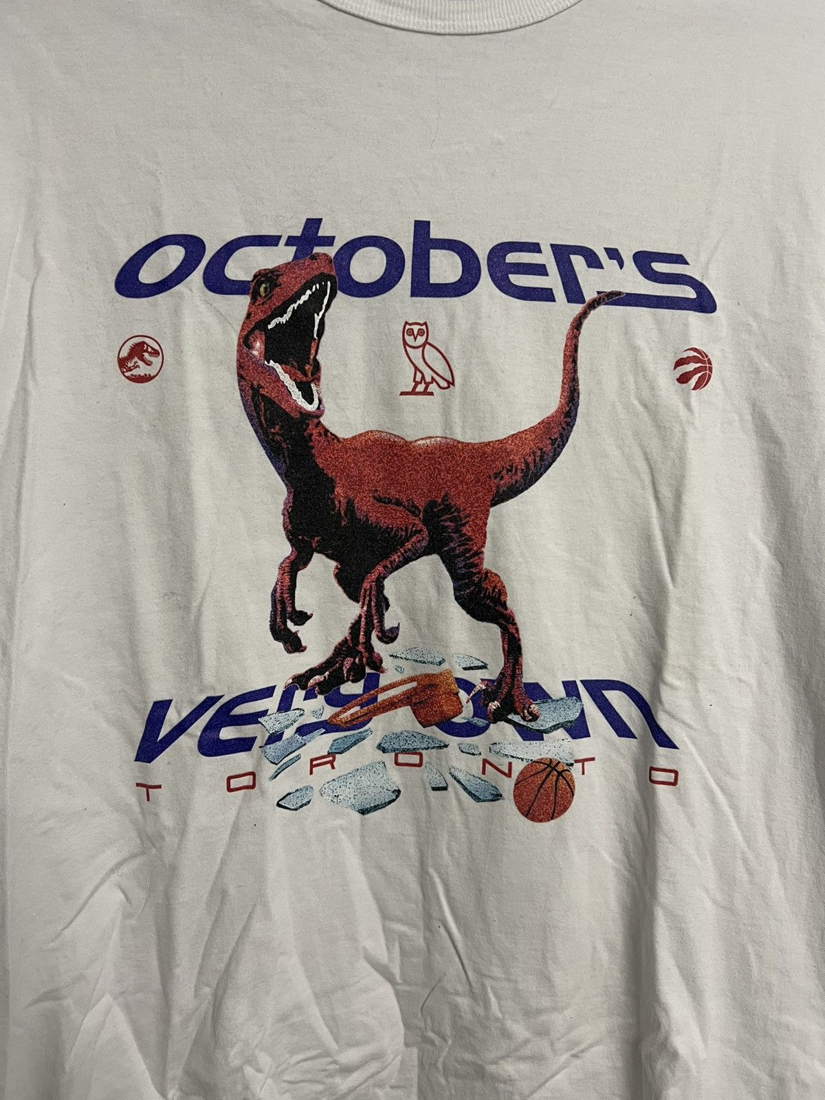 October's Very Own OVO Jurassic Park LS Size US XL / EU 56 / 4 - 2 Thumbnail