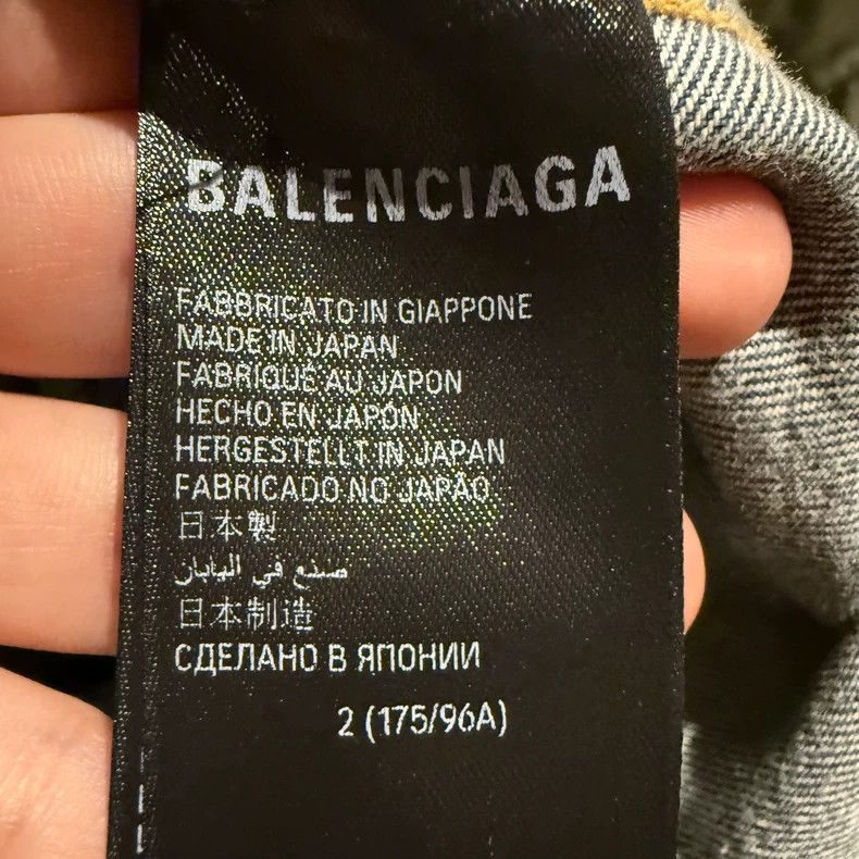 Balenciaga Balenciaga Hand-painted printed logo denim jacket 2501-Next Size US M / EU 48-50 / 2 - 4 Thumbnail