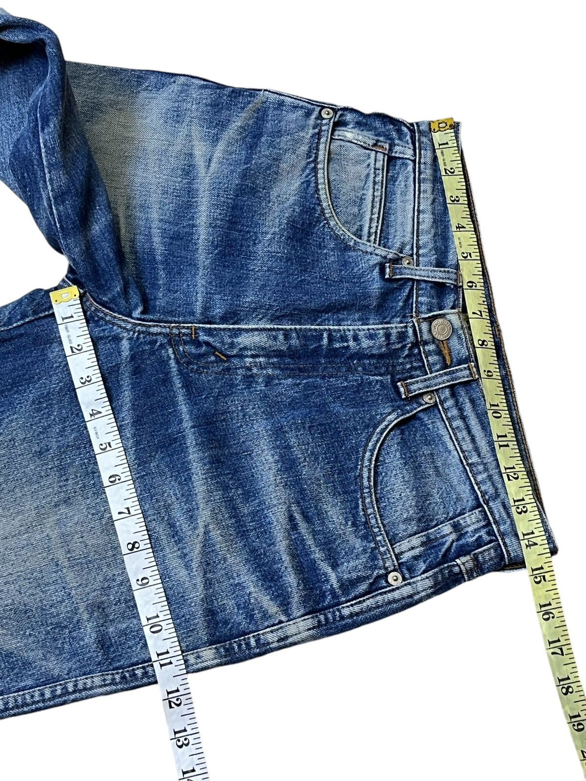 Levi's VINTAGE 90s LEVI’S 637 BIG ‘E’ TAPPERED JEANS Size US 29 - 14 Thumbnail