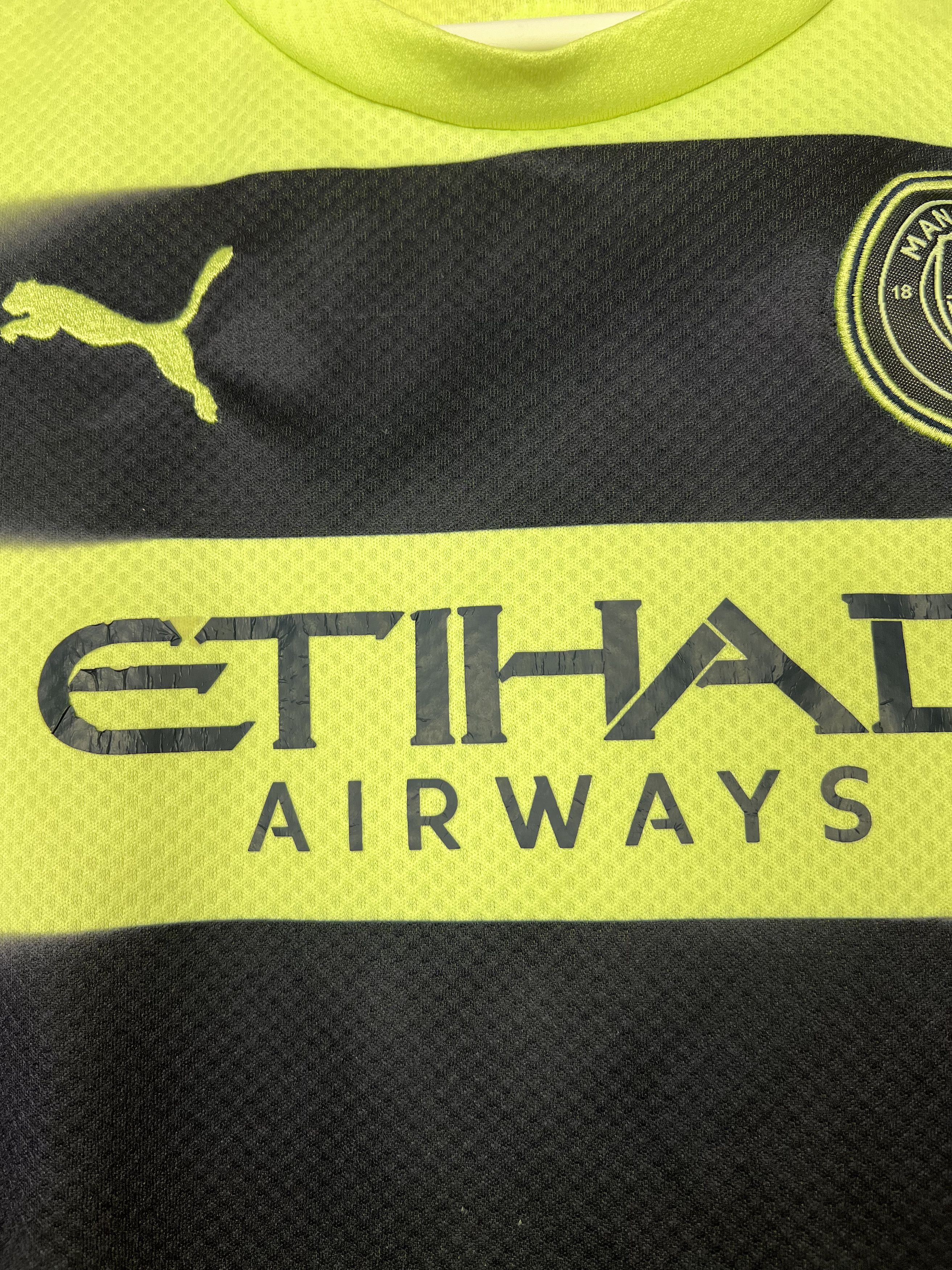 Puma puma Manchester city Kids teen HAALAND soccer jersey Size US M / EU 48-50 / 2 - 6 Thumbnail