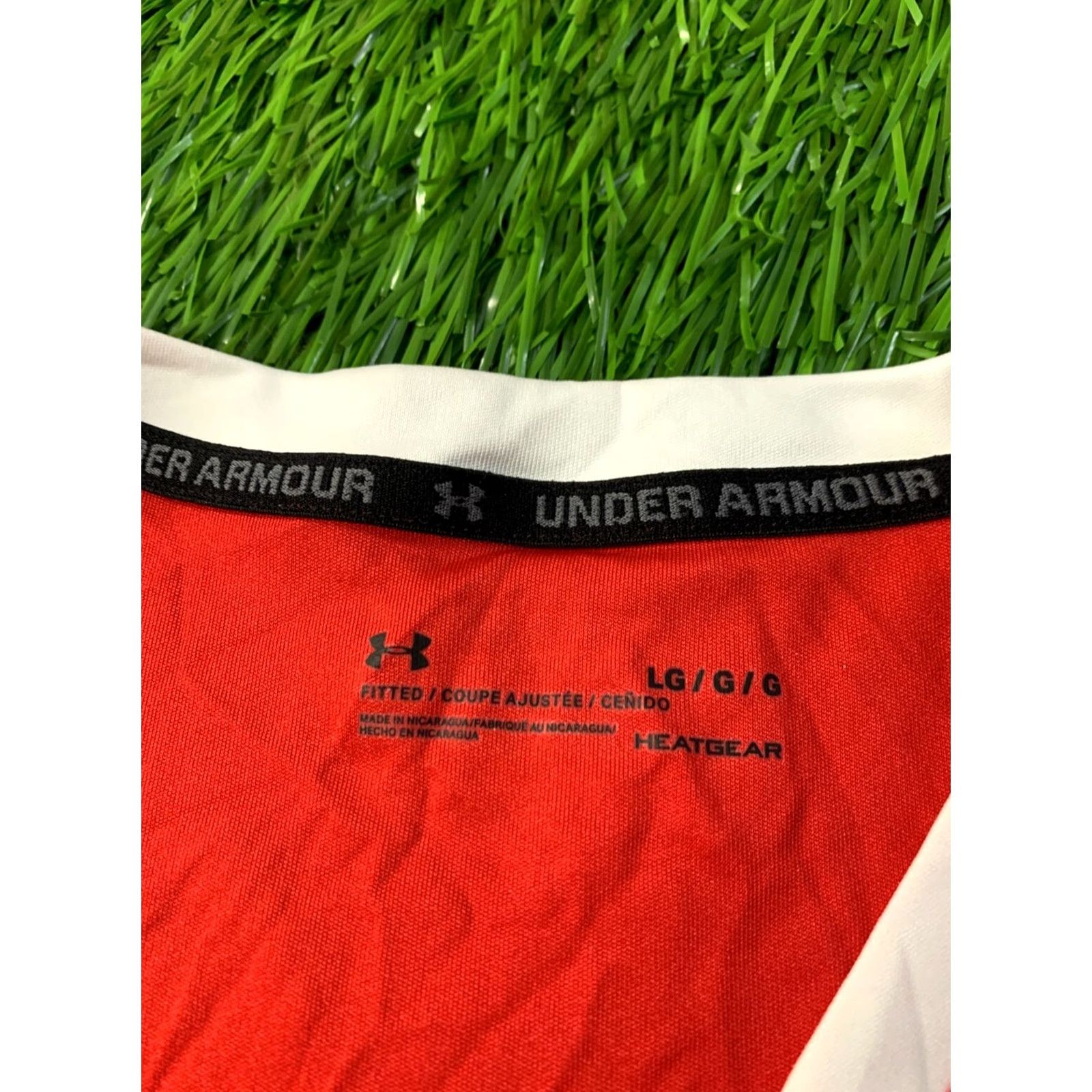 Under Armour UNDER ARMOUR HEATGEAR Shirt Men L Red and White 2018 Jersey 100% Polyester Short Sleeve Compression T-Shirt Size US L / EU 52-54 / 3 - 5 Thumbnail