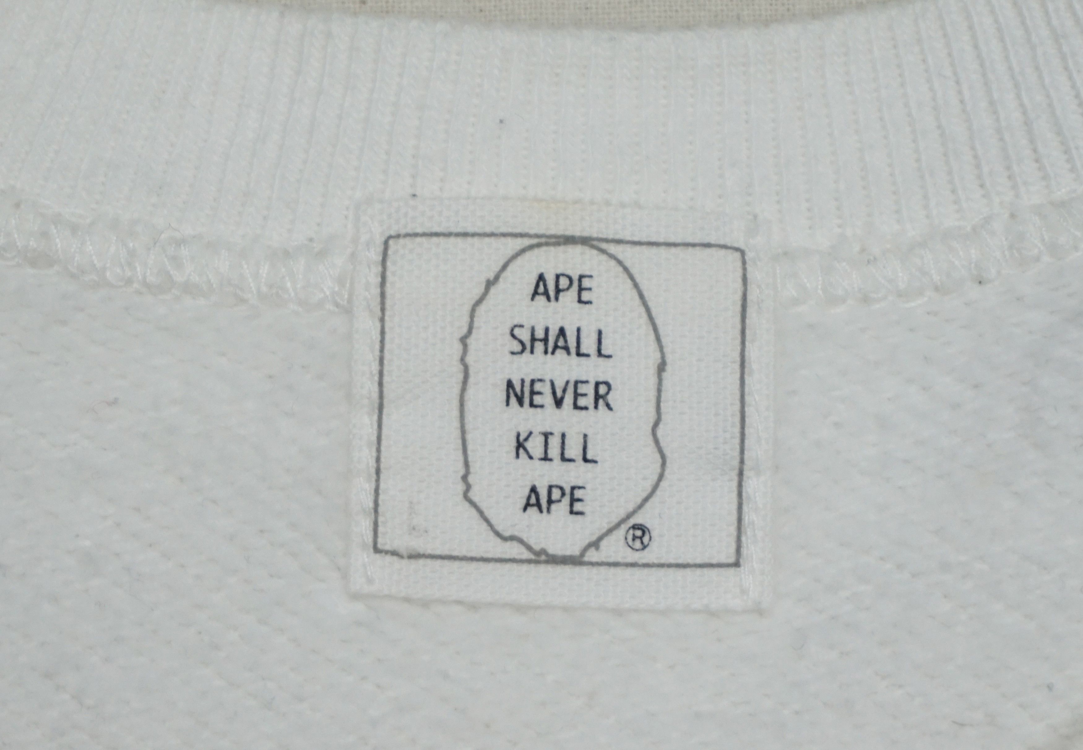 Bape × Vintage Early 90's A Bathing Ape "Ape General" Sweater Size US XL / EU 56 / 4 - 4 Thumbnail