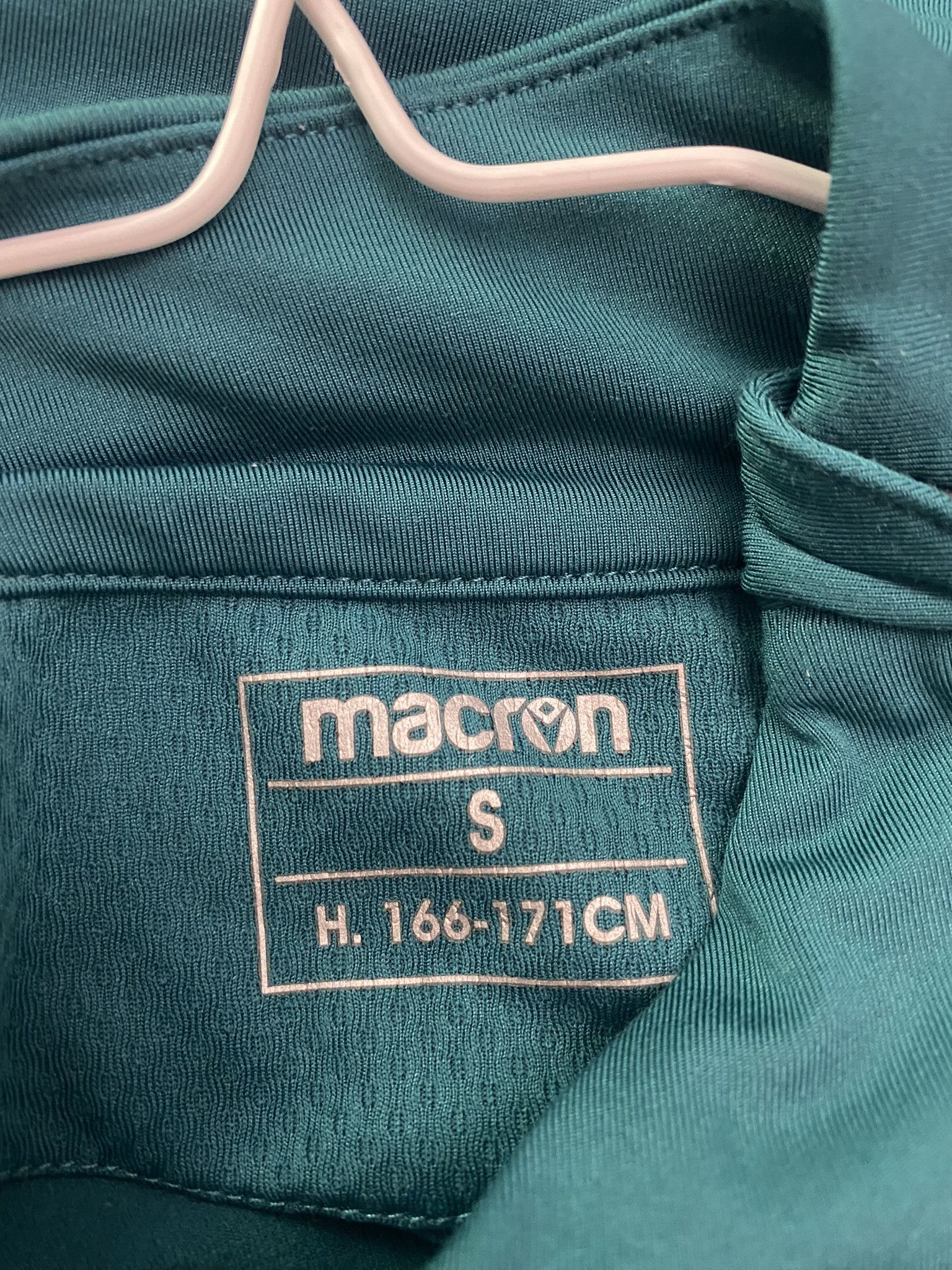Macron BLACKBURN ROVERS AWAY LONGSLEEVE FOOTBALL SOCCER JERSEY MACRON Size US S / EU 44-46 / 1 - 4 Thumbnail