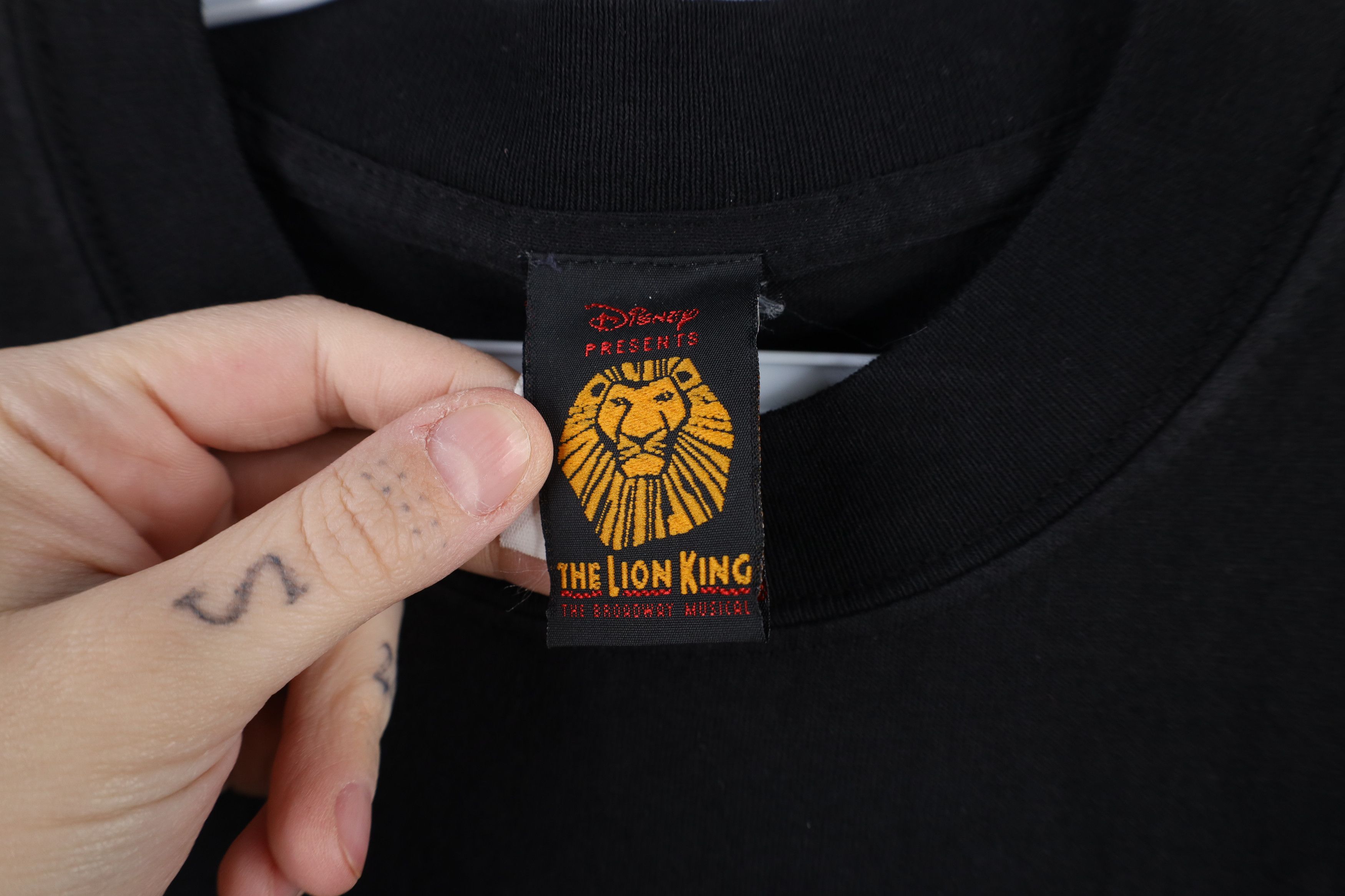Disney × Vintage Vintage Disney The Lion King Broadway Musical T-Shirt Black Size US M / EU 48-50 / 2 - 9 Thumbnail