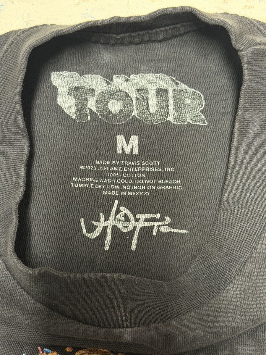 Travis Scott Travis Scott 2023 Utopia Tour Merch - Boston Size US M / EU 48-50 / 2 - 5 Thumbnail