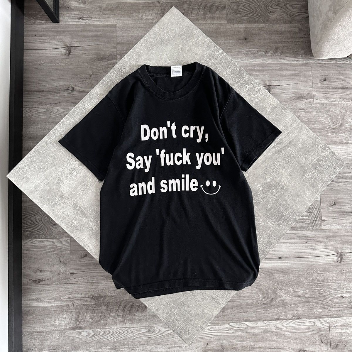 Vintage Vintage 90s Don’t Cry Say Fuck You and Smile tee hype y2k og Size US M / EU 48-50 / 2 - 1 Thumbnail