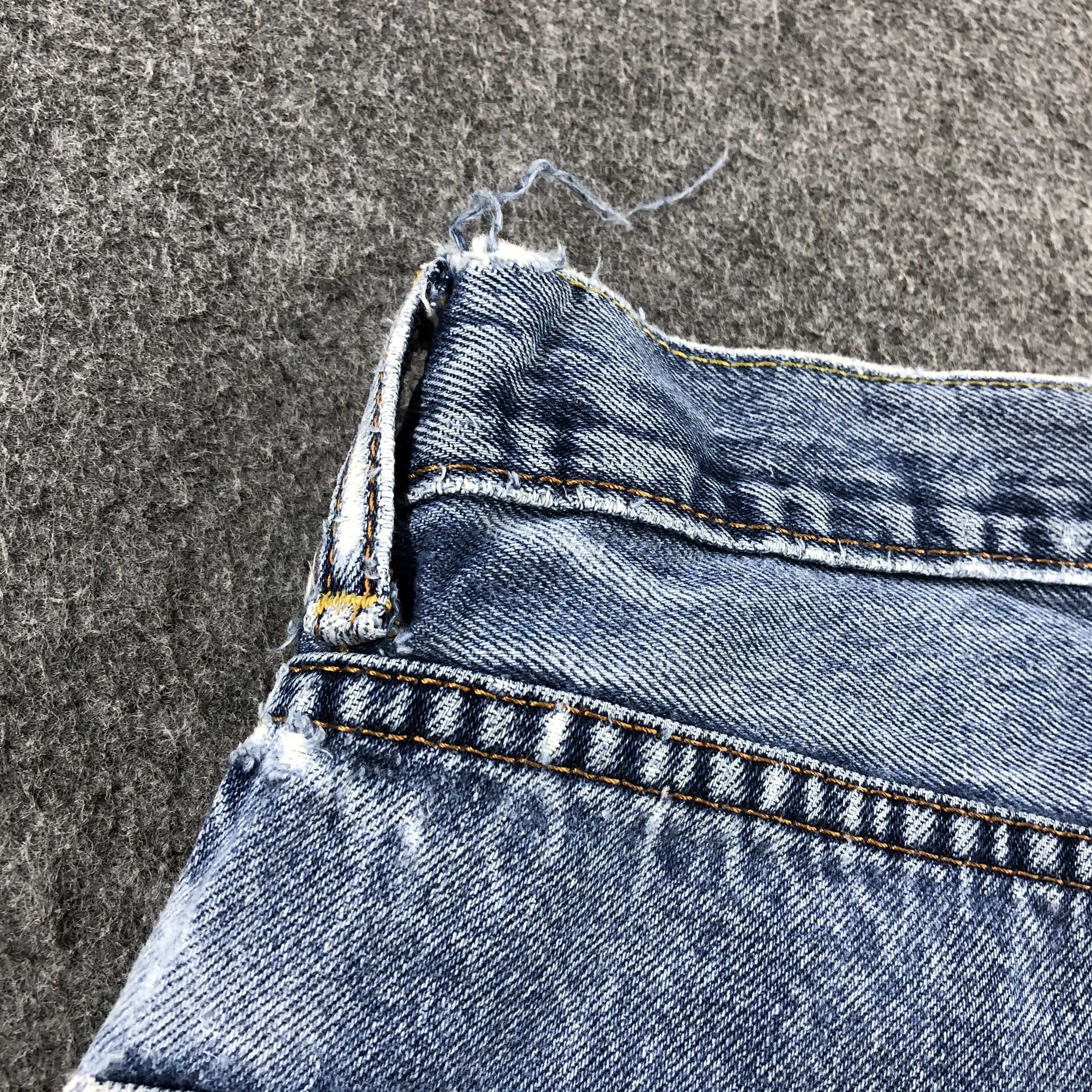 Levi's Vintage Blue Wash Levis 560 Jeans-J2109 Size US 33 - 8 Thumbnail