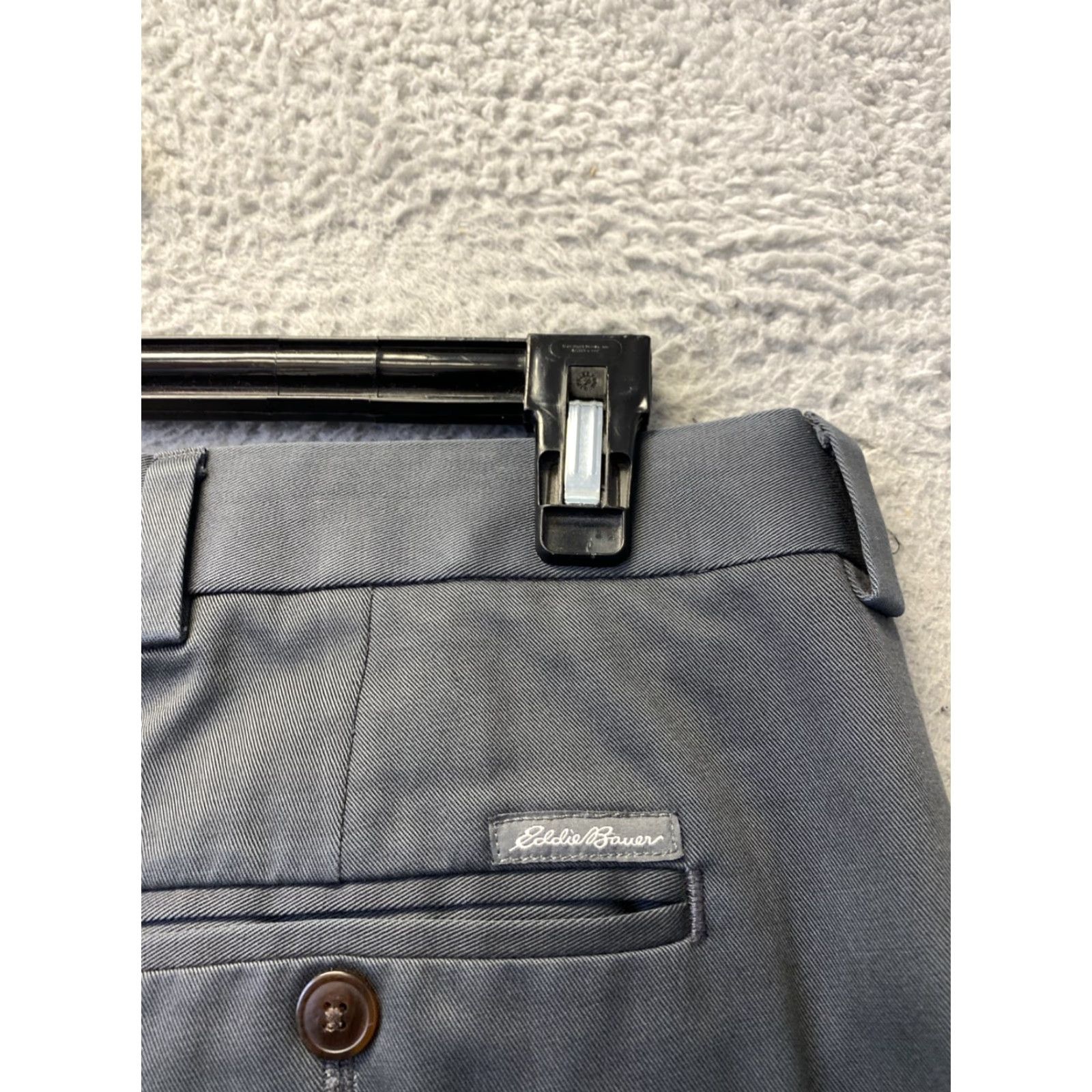 Eddie Bauer Eddie Bauer Chino Pants Mens 34x32 Gray Zip Pocket Cotton Fleece Size US 34 / EU 50 - 7 Thumbnail