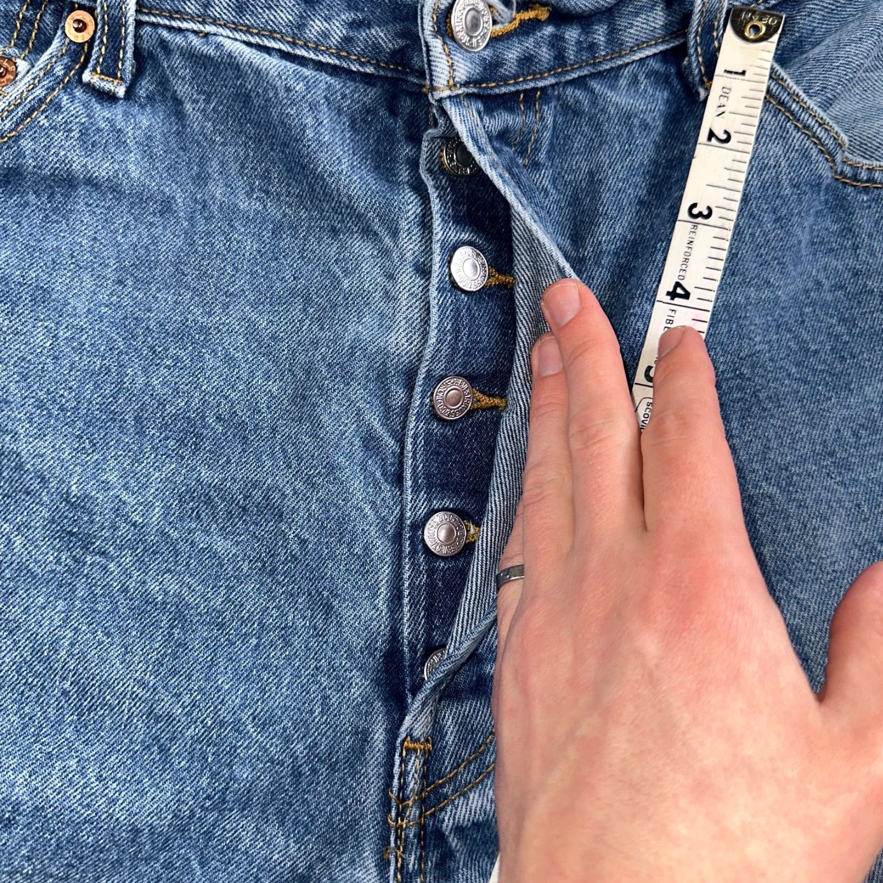 Levi's VINTAGE Levi's 501 Jeans Straight 38x32 Men Blue Denim 90s 501 Series Comfort Regular Straight Leg 5-Pocket Jeans Mens Size US 38 / EU 54 - 7 Thumbnail