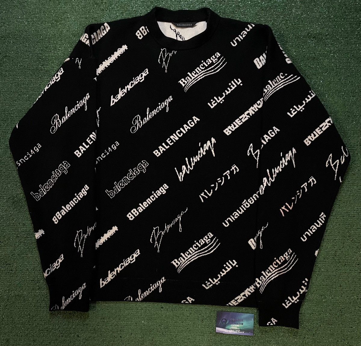 Balenciaga Balenciaga logomania crewneck Size US S / EU 44-46 / 1 - 1 Thumbnail