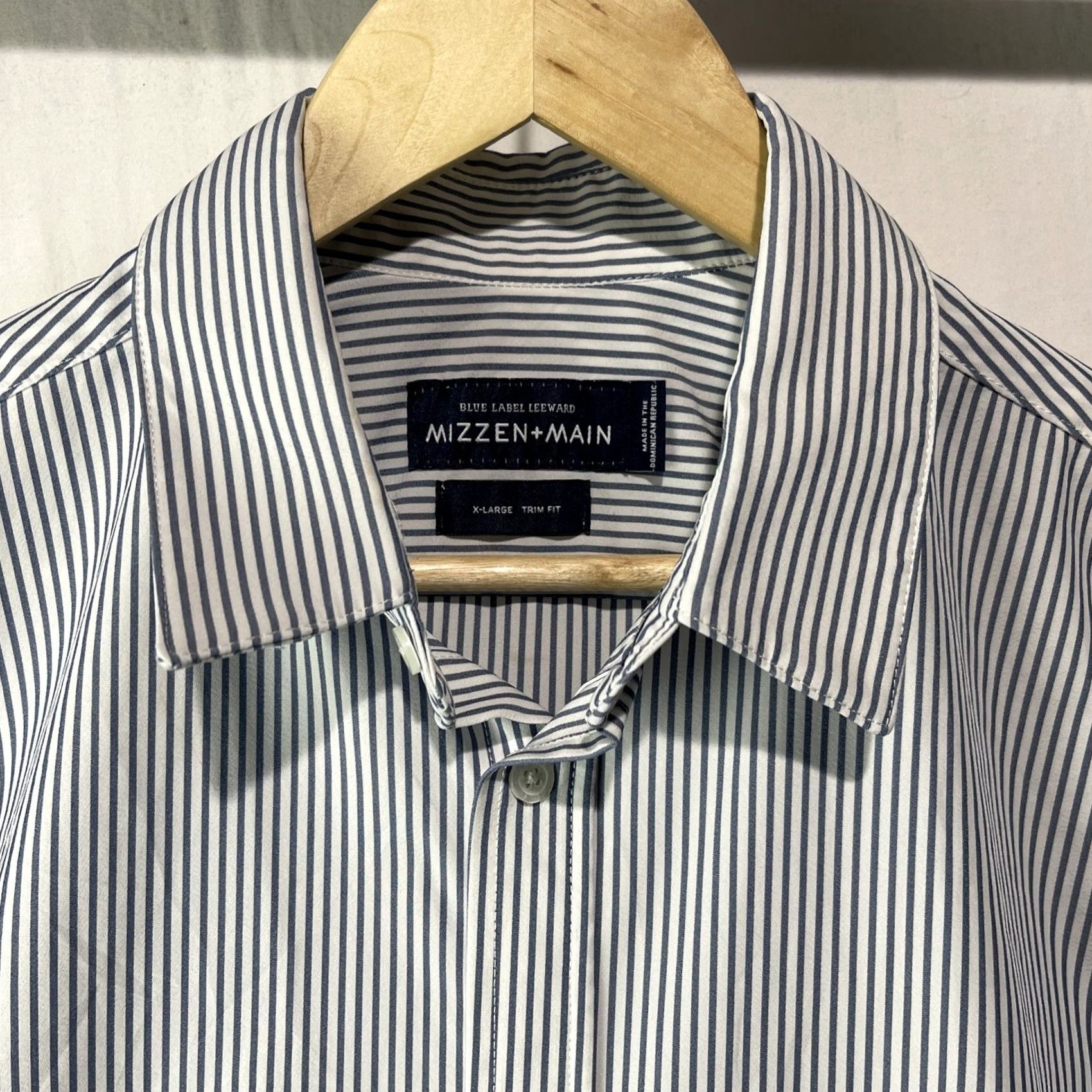 Mizzen+Main Mizzen+Main Shirt Mens XL Blue Button Up Striped Leeward Trim Fit Leeward Striped Size US XL / EU 56 / 4 - 2 Thumbnail