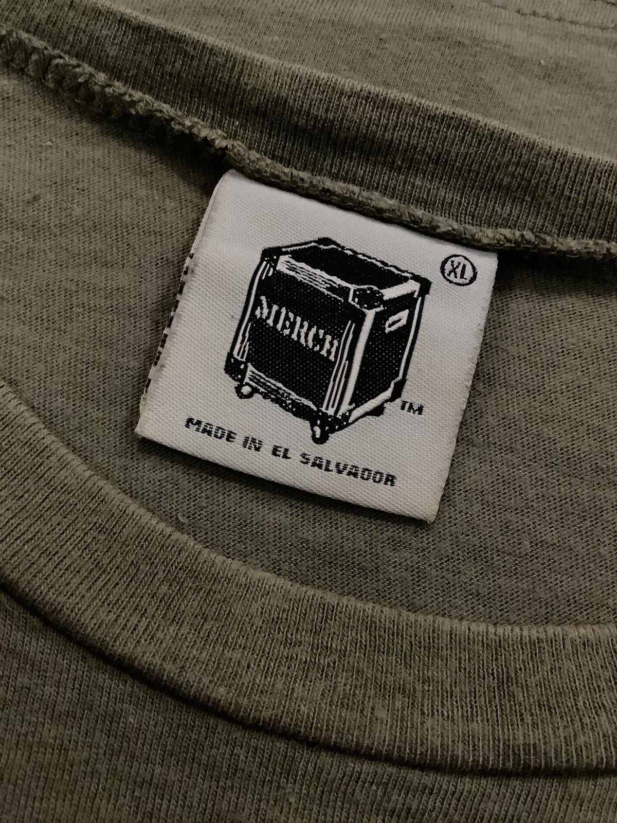 Band Tees × Merc × Vintage VINTAGE 2000s THE CLASH (KNOWS YOUR RIGHT) Size US S / EU 44-46 / 1 - 14 Thumbnail