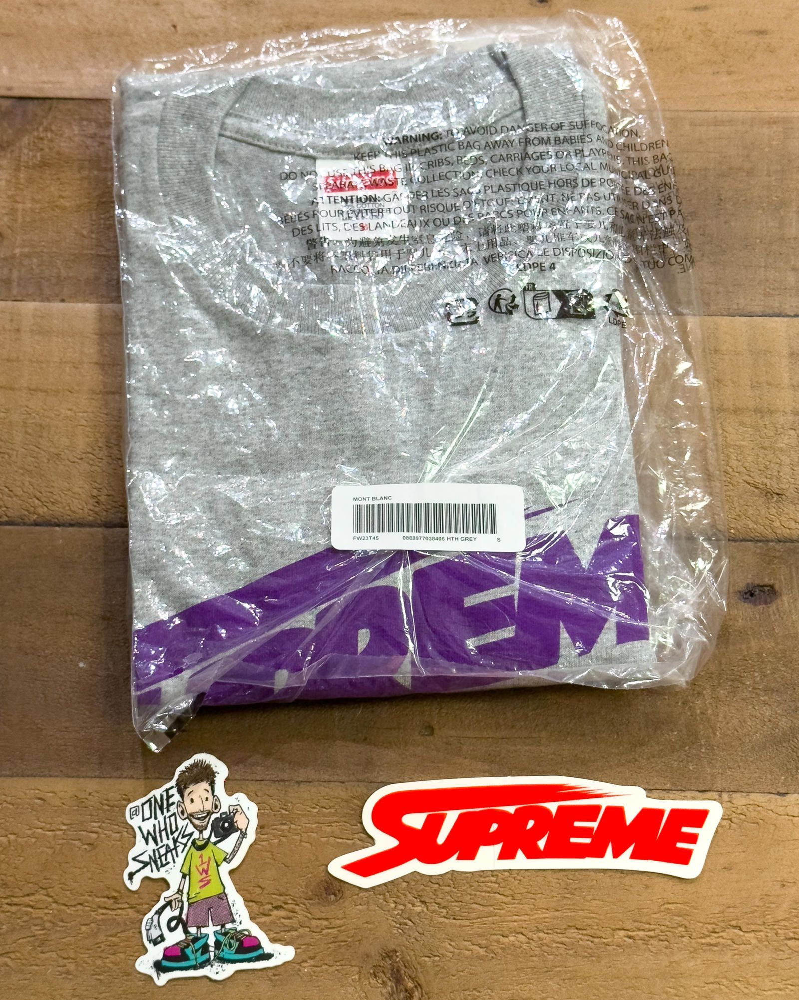 Supreme Supreme Mont Blanc Tee & Sticker Size Small Size US S / EU 44-46 / 1 - 1 Thumbnail