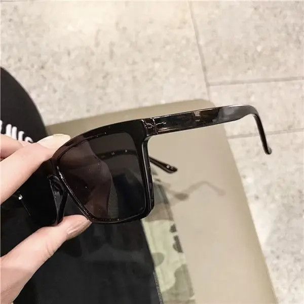 Japanese Brand Vintage square frame sunglasses Size ONE SIZE - 3 Thumbnail