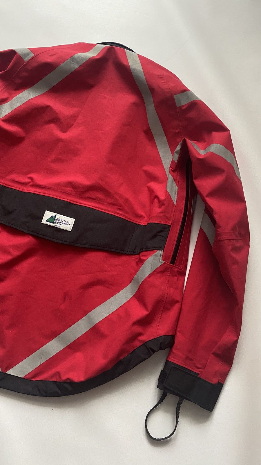 Mountain Equipment Vintage Mountain Equipment Jacket Gore-tex Full Zip Size S/M Size US M / EU 48-50 / 2 - 11 Thumbnail