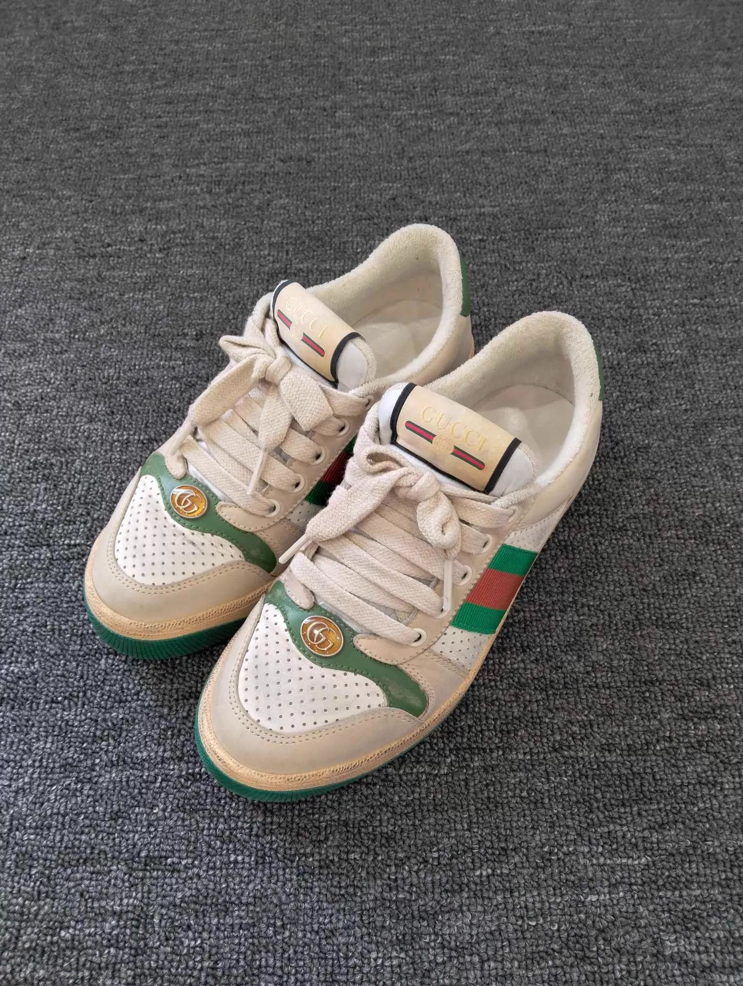 Gucci Gucci Distressed Sneakers 35.5 EU 9/10 Size US 5 / IT 35 - 1 Thumbnail