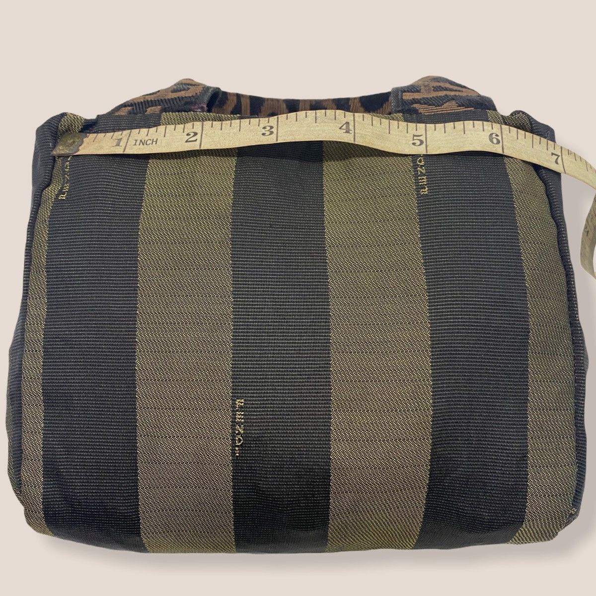 Fendi ‼️LASTDROP‼️AUTHENTIC FENDI ROMA MINI BOX SQUARE CARRY HANDBAG Size ONE SIZE - 12 Thumbnail