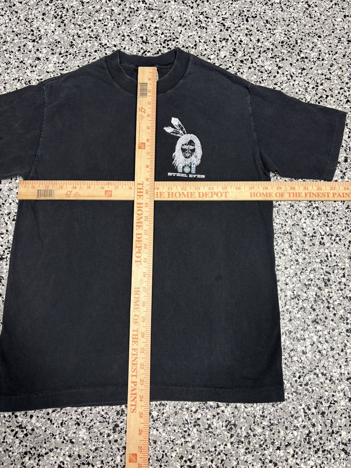 Vintage Vintage 1992 Sof Tee “Steel Eyes” Native T-Shirt Size M 0788 Size US M / EU 48-50 / 2 - 6 Thumbnail