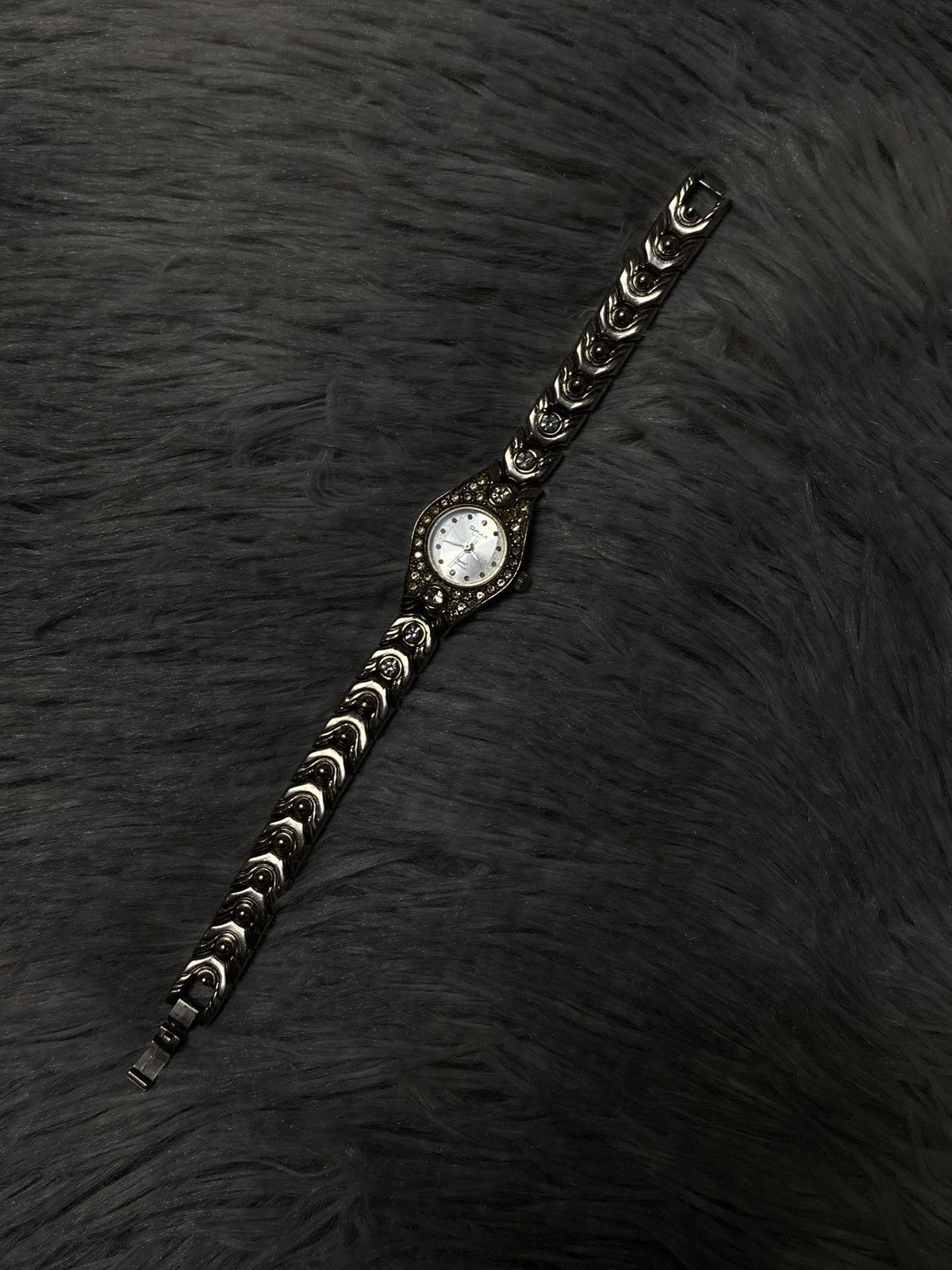 Vintage Elegant Omax Crystal Watch - Japanese Brand Size ONE SIZE - 6 Thumbnail