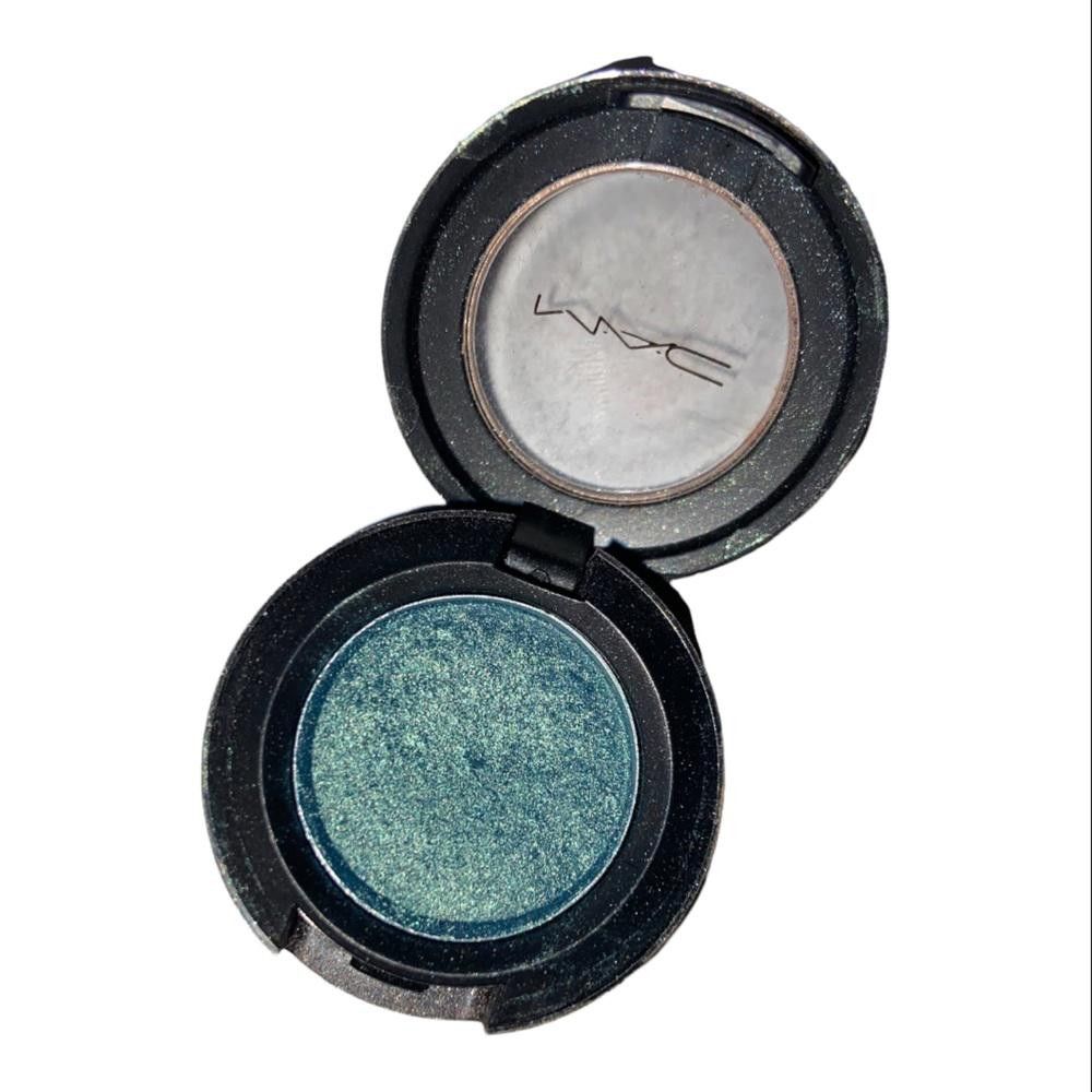 Designer MAC Cosmetics l ‘Steamy Frost’ Eyeshadow Size ONE SIZE - 2 Thumbnail