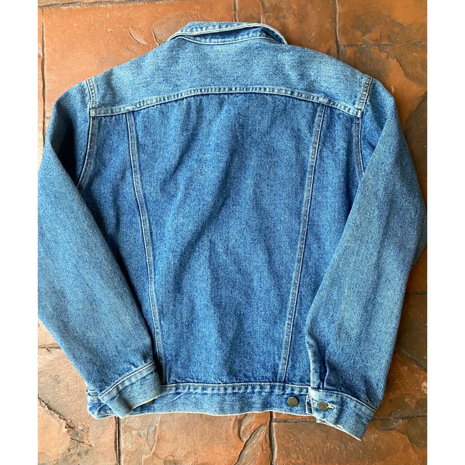 Guess VINTAGE GUESS Denim Jacket USA Made Trucker Jacket Small Mens Blue Denim Logo Embroidered Pockets Size US S / EU 44-46 / 1 - 3 Thumbnail