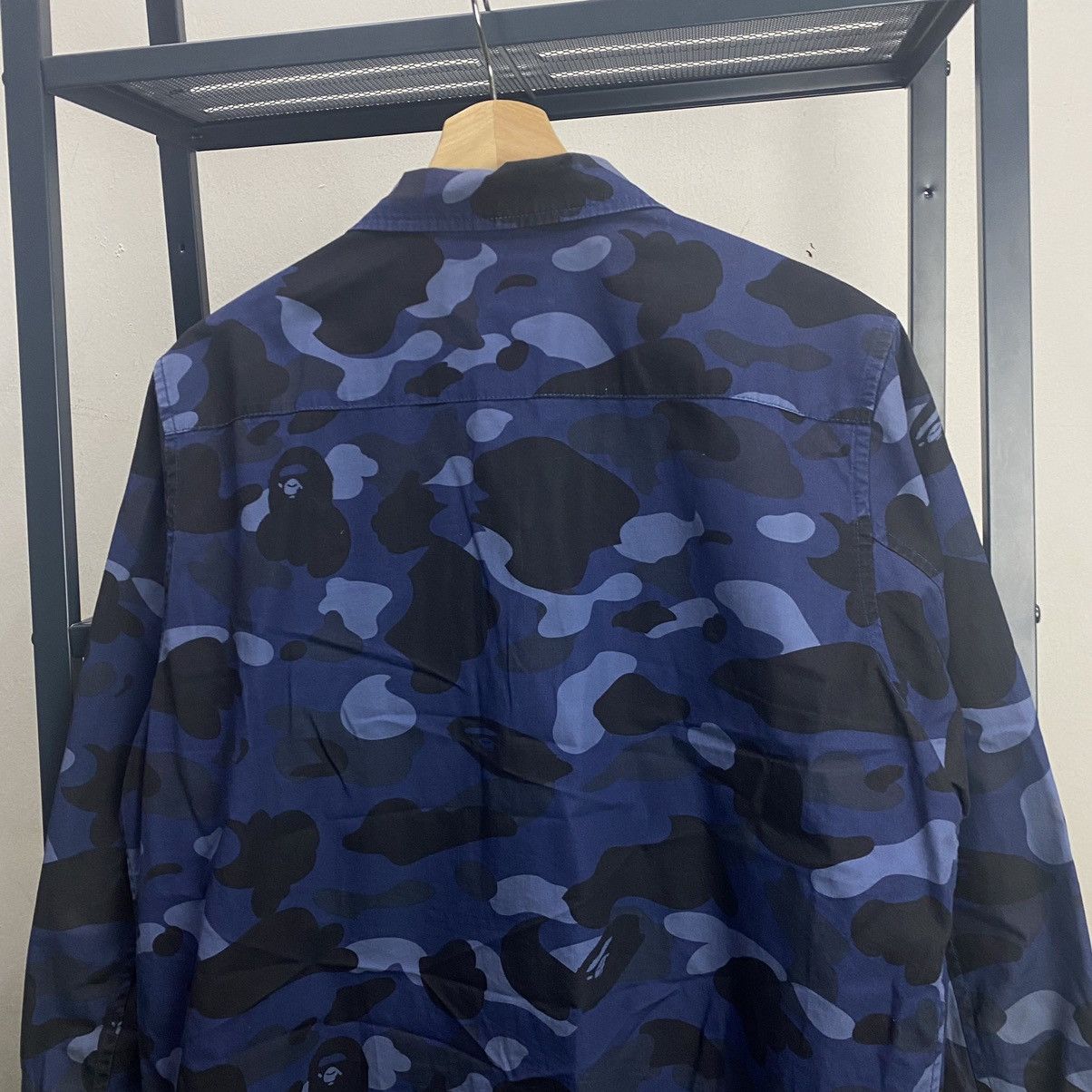 Bape RARE‼️A Bathing Ape Multi Pocket Purple Camo Shirt Button Ups Size US L / EU 52-54 / 3 - 13 Thumbnail