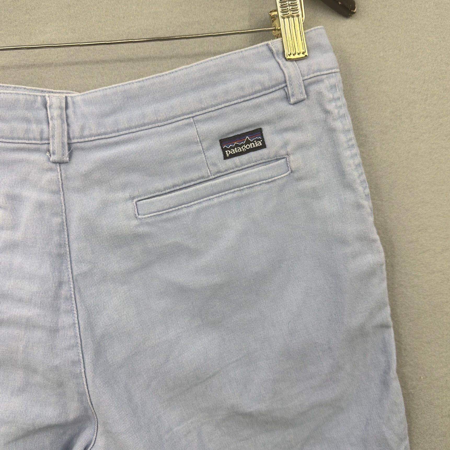 Patagonia Patagonia Shorts Womens 10 Blue Button Front Chino Pockets Twill Logo Preppy y2k Size 32" / US 10 / IT 46 - 4 Thumbnail