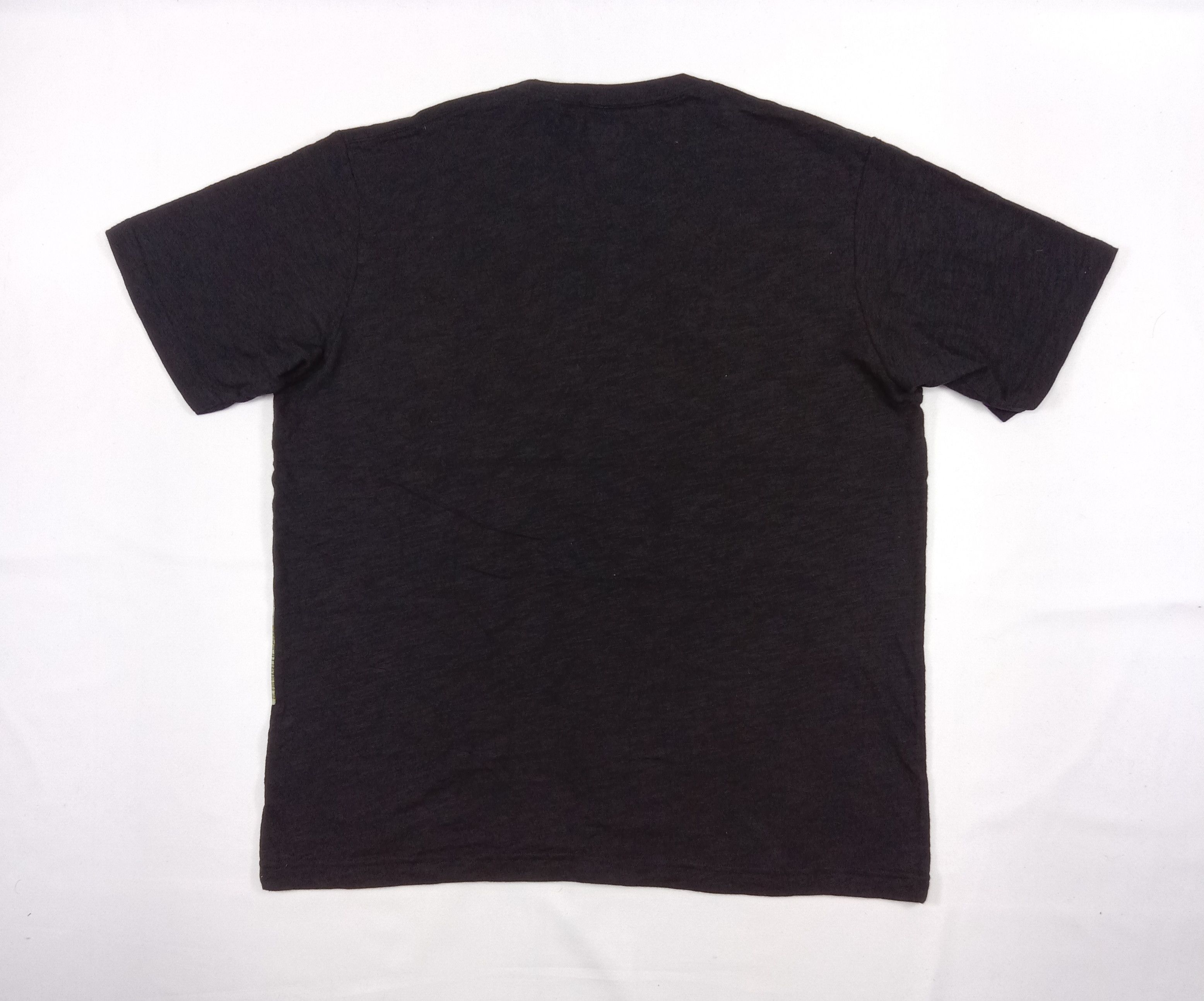 Uniqlo Uniqlo x Museum Of Fine Arts Boston Art T Shirt Size US XL / EU 56 / 4 - 5 Thumbnail
