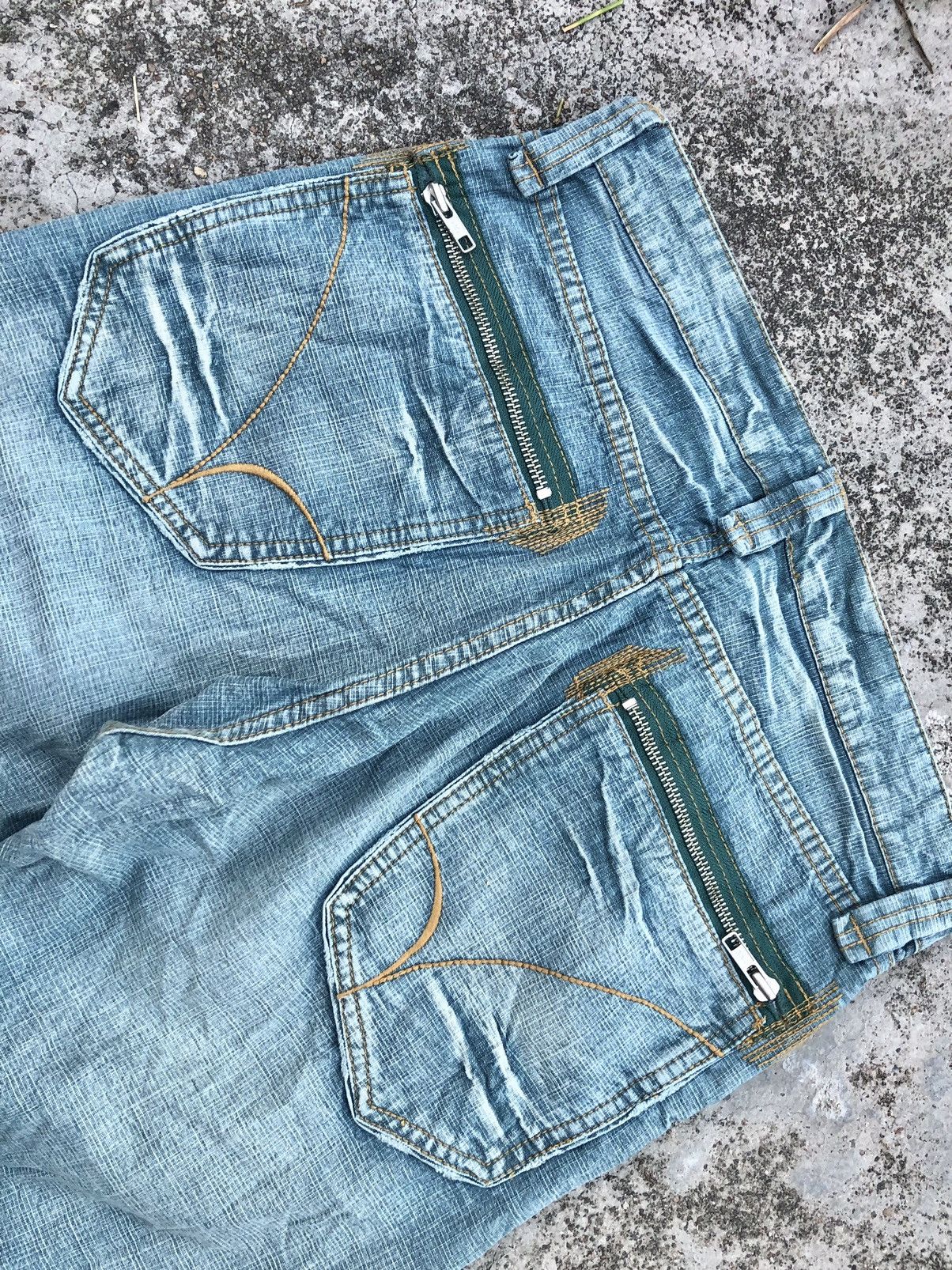 Vintage FLARED⚡️⚡️WASHED BLUE ZIPPER BACK NUMBER BUSHPANT Size US 30 / EU 46 - 6 Thumbnail
