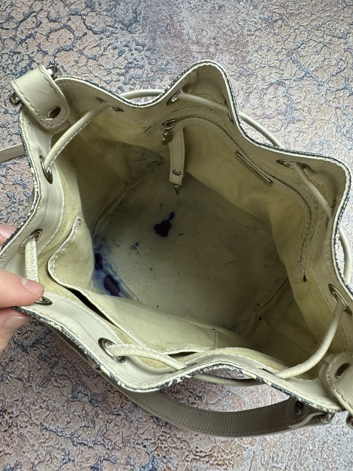 Leather MAISON MOLLERUS Ostrich Leather Bucket Bag Luxury Size ONE SIZE - 14 Thumbnail
