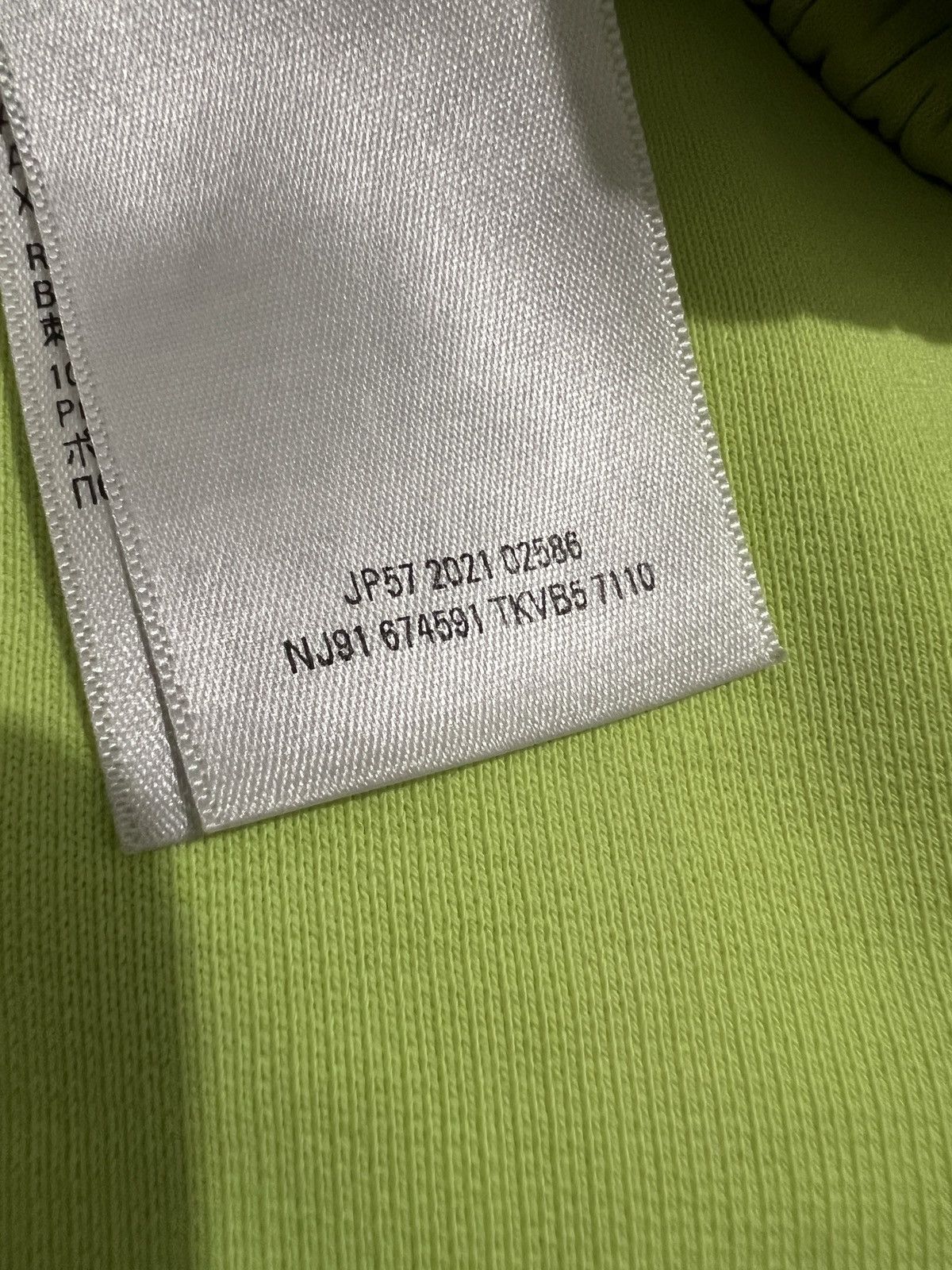 Balenciaga BALENCIAGA BB Corp Track Shorts Neon Yellow Size US 32 / EU 48 - 12 Thumbnail