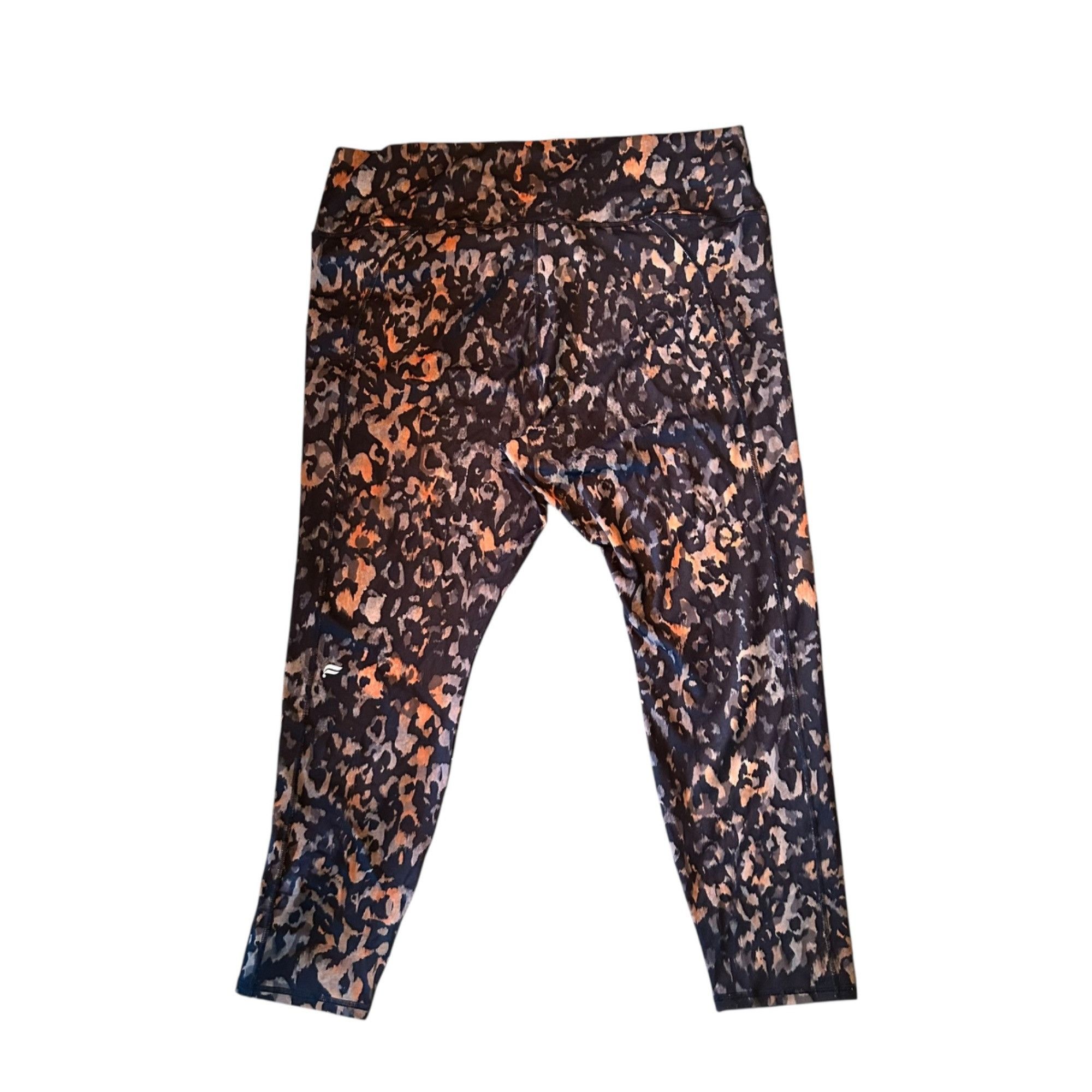 Fabletics NWT Fabletics All Over Leopard Print Define High-Waisted Leg Size 42" / US 20 - 7 Thumbnail