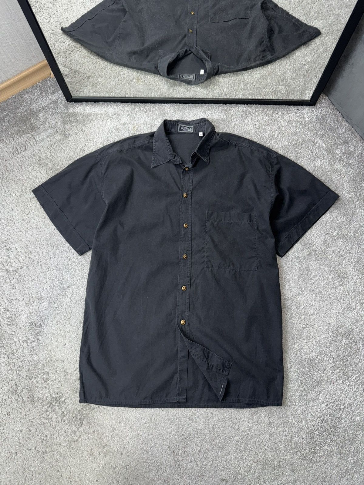 Versace Versace V2 Classic Short Sleeve Button Up Short Size US L / EU 52-54 / 3 - 2 Thumbnail