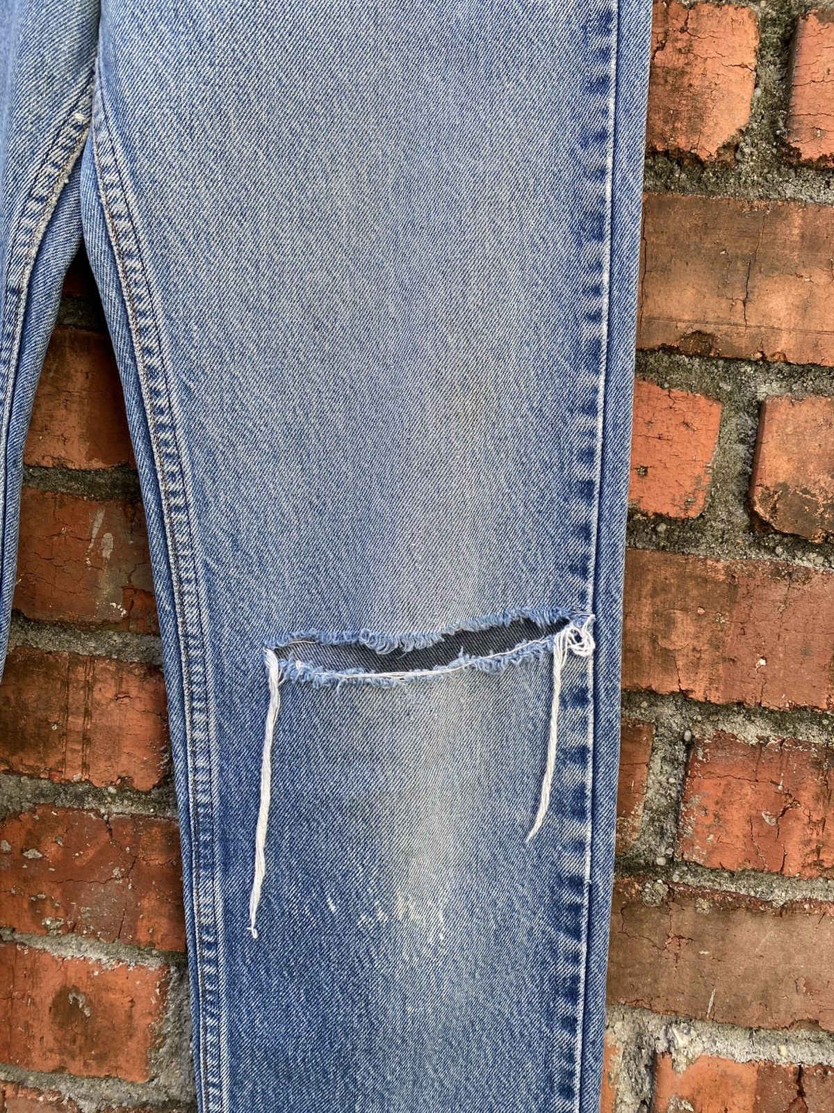 Levi's Vintage Clothing W30x34 Vintage levi's 505 distressed made in USA Size US 30 / EU 46 - 7 Thumbnail