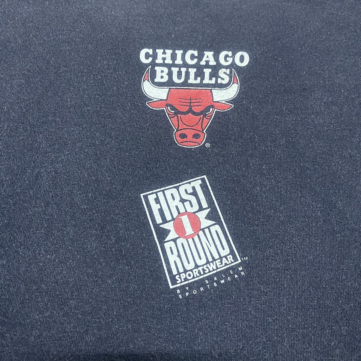 NBA × Vintage Rare‼️🔥Vintage Chicago Bulls NBA Basketball T-Shirt Size US M / EU 48-50 / 2 - 11 Thumbnail