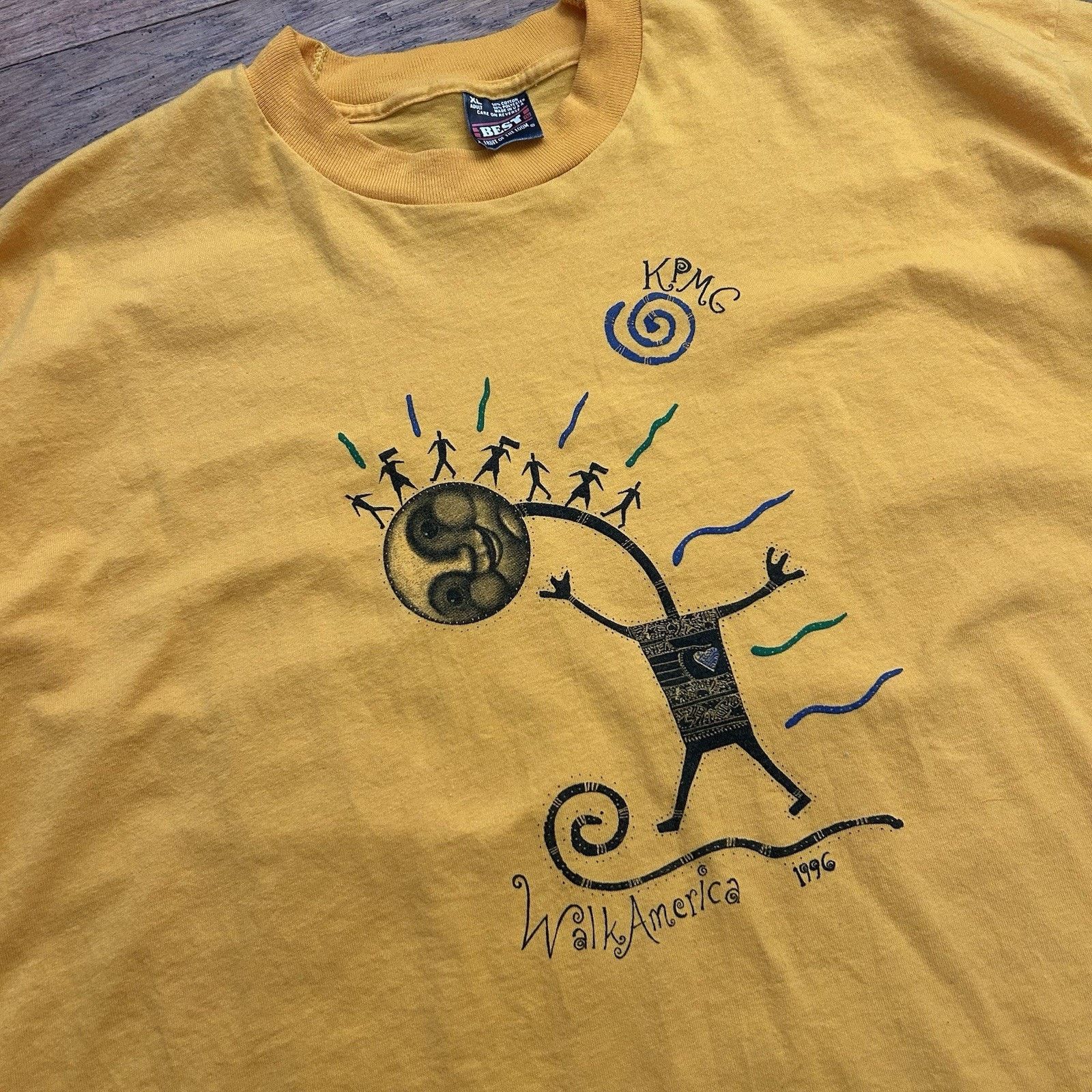 Vintage 1996 Walk America Screen Stars 90s Cropped Yellow Tee Shirt Size US XL / EU 56 / 4 - 2 Thumbnail