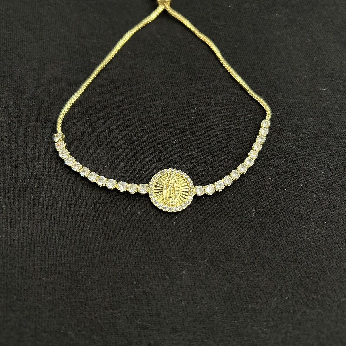 Vintage Y2K 2000s style gold toned Virgin Mary tennis bracelet Size ONE SIZE - 8 Thumbnail