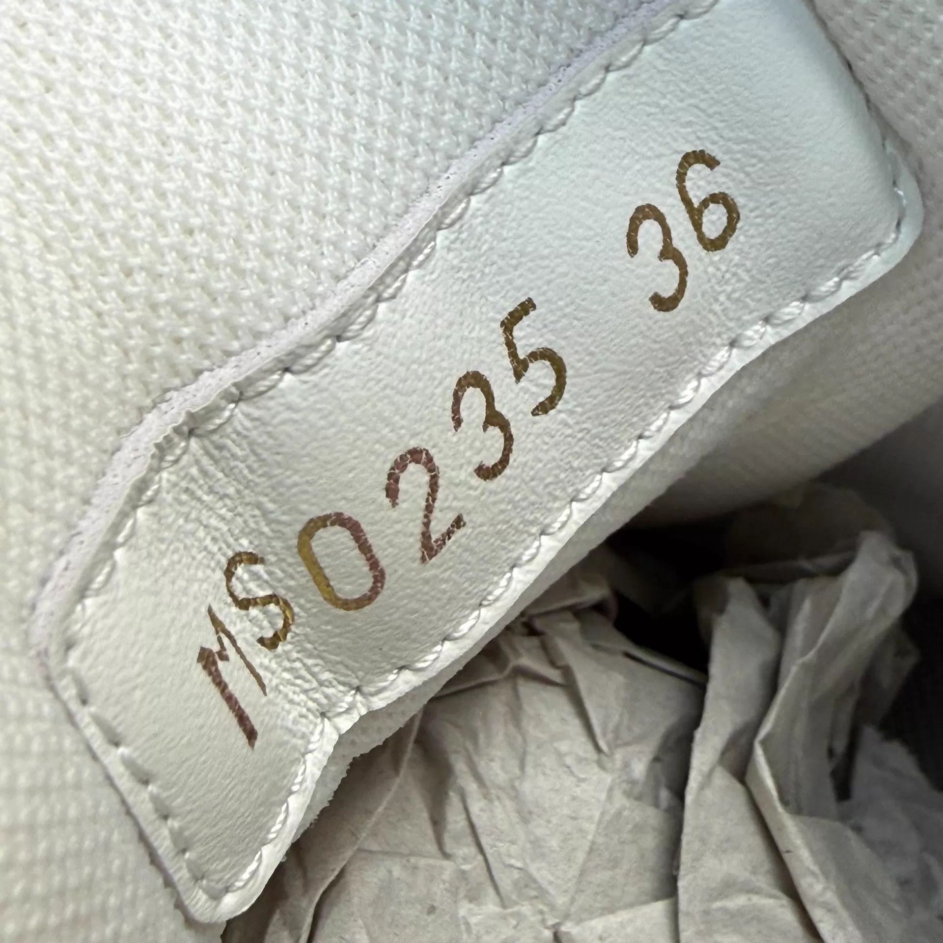 Louis Vuitton LV Trainer 25 White & Pink 36 98 DM1963 Size US 5.5 / IT 35.5 - 8 Thumbnail