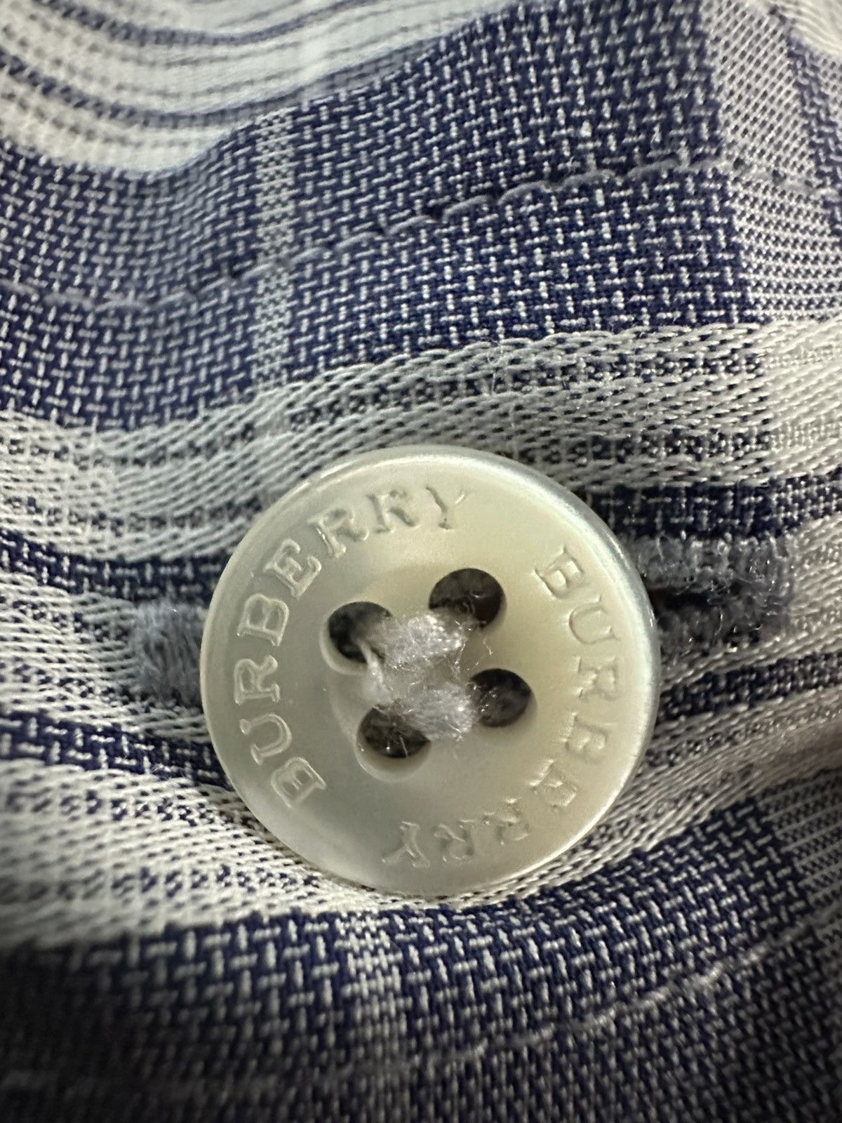 Burberry × Designer Burberry Short sleeve button up Size US S / EU 44-46 / 1 - 4 Thumbnail